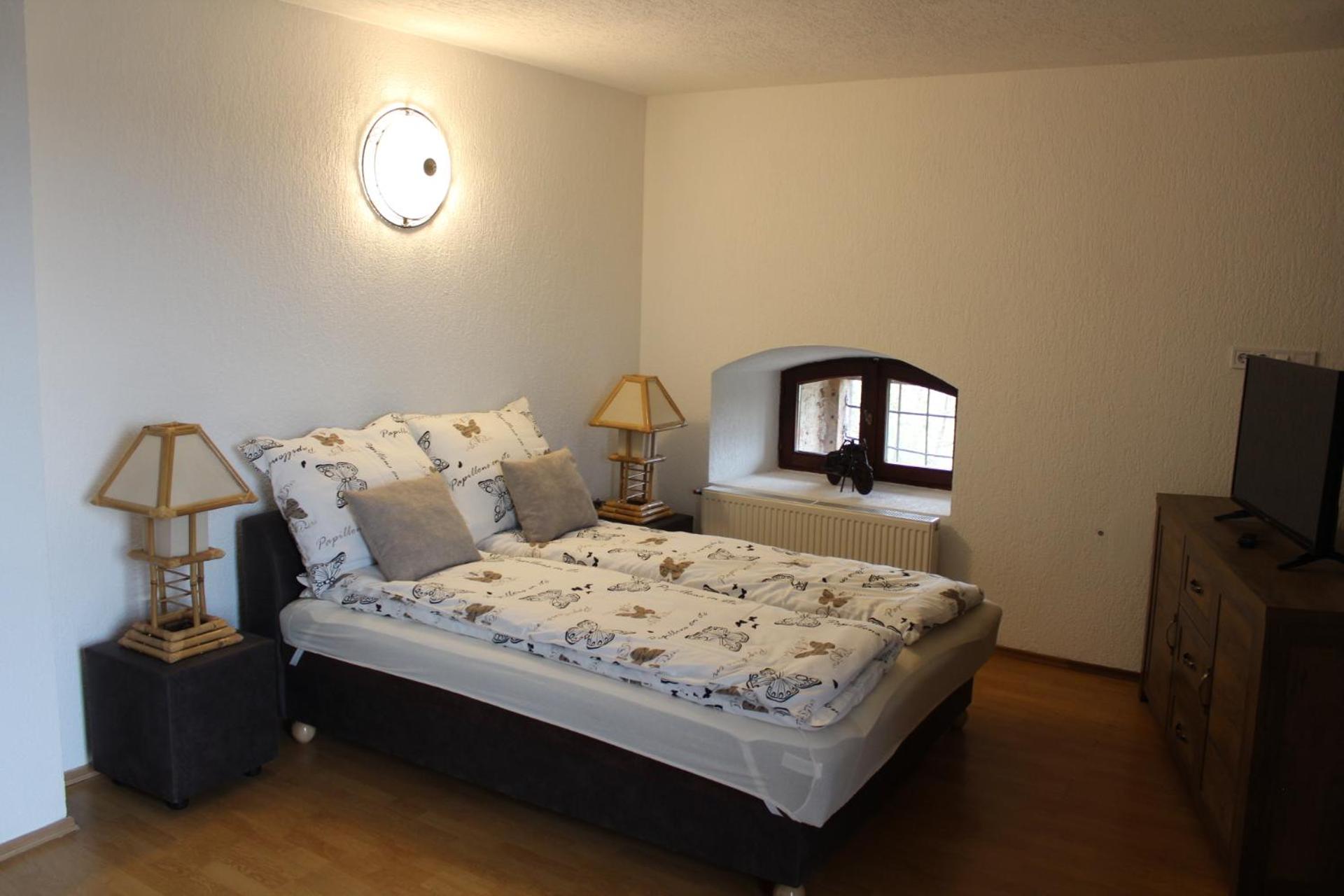 Photo 48