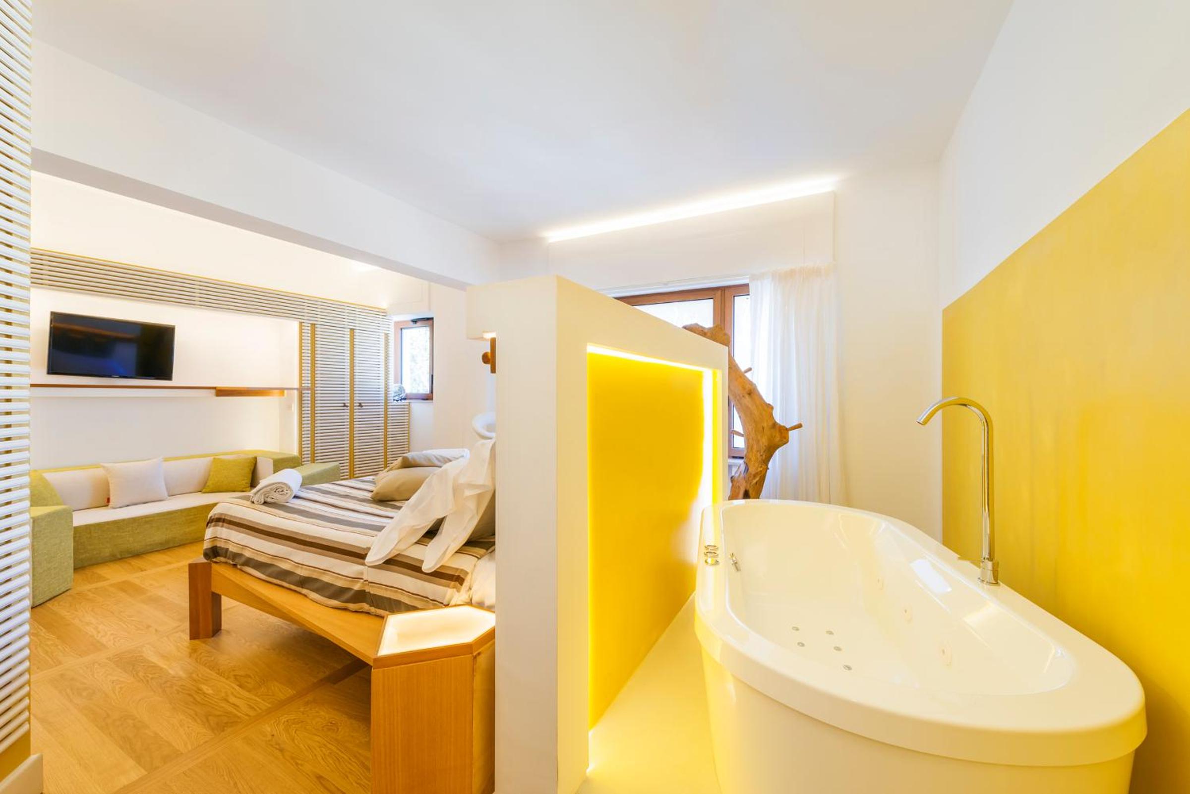 hotel room