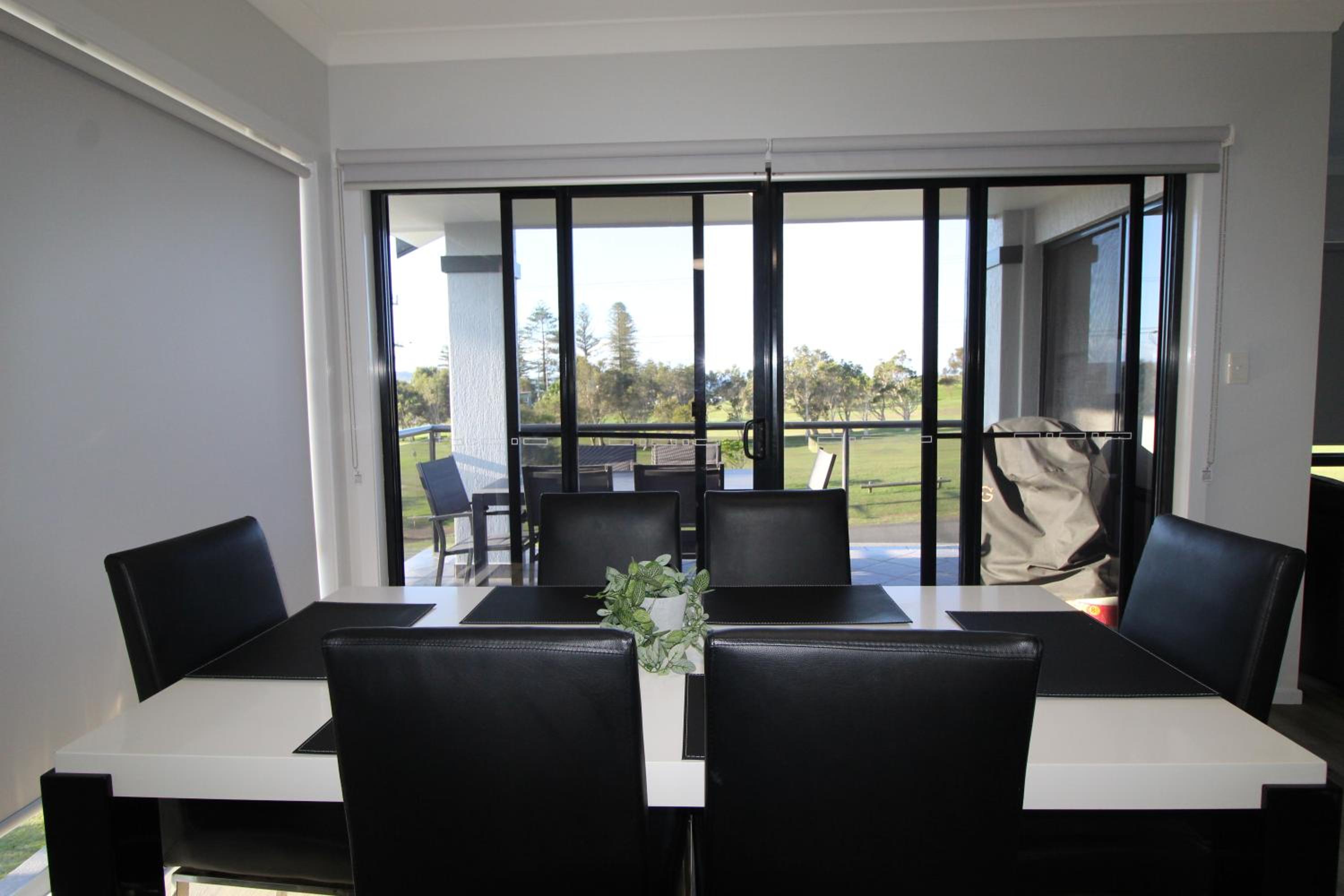 Dolphin Court 1, 1 Gowing Street
