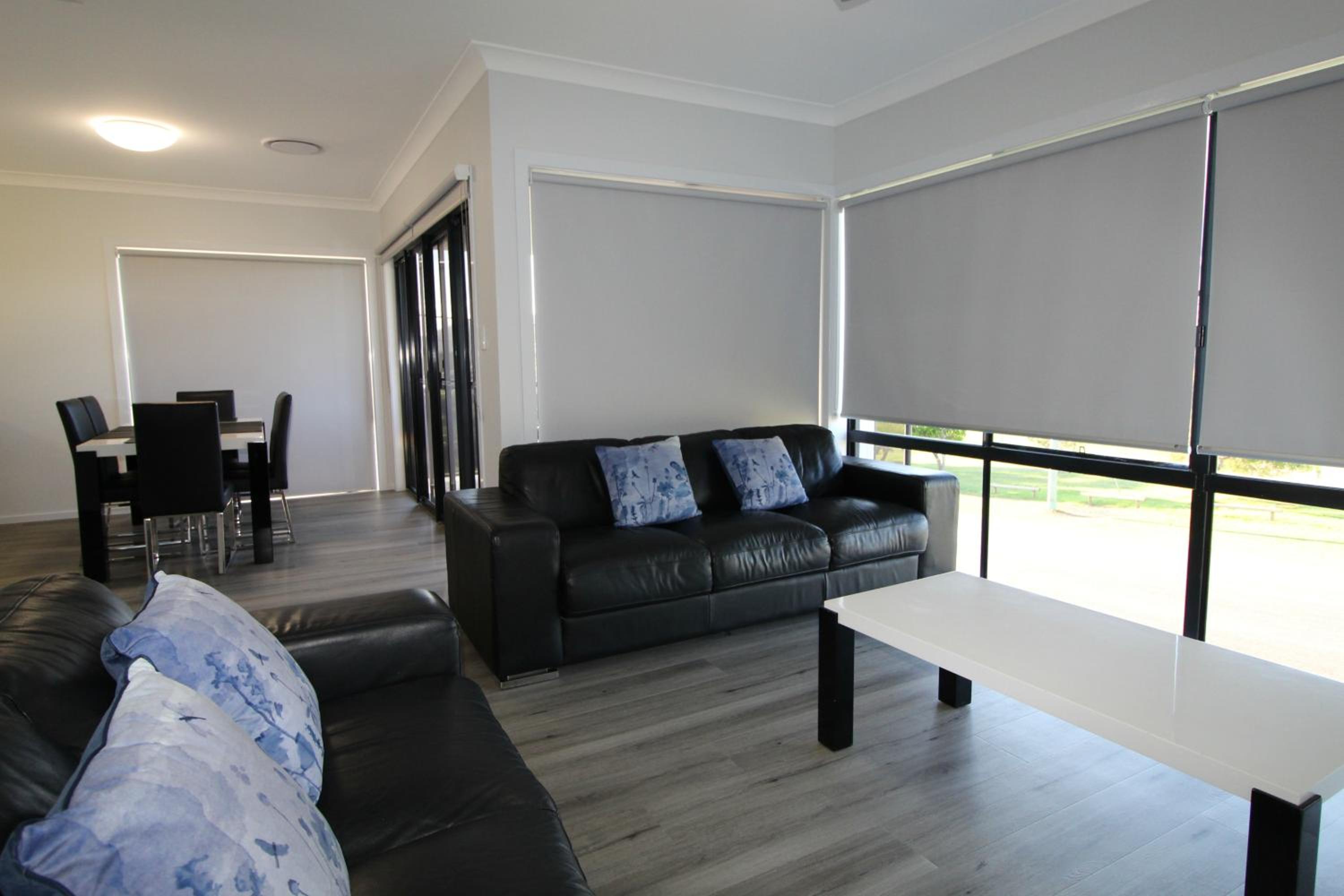 Dolphin Court 1, 1 Gowing Street