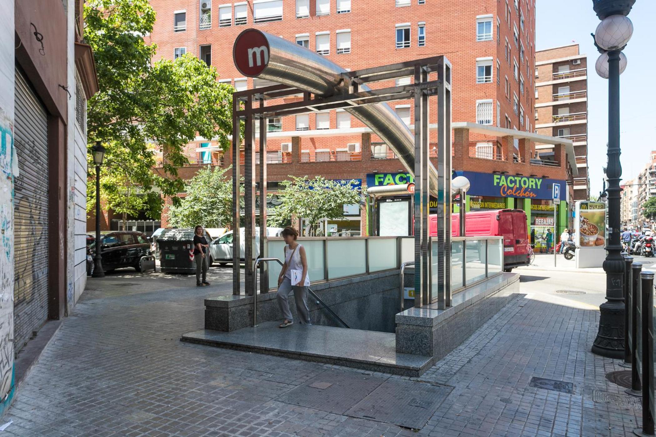 ApartUP Rojas Market view 5