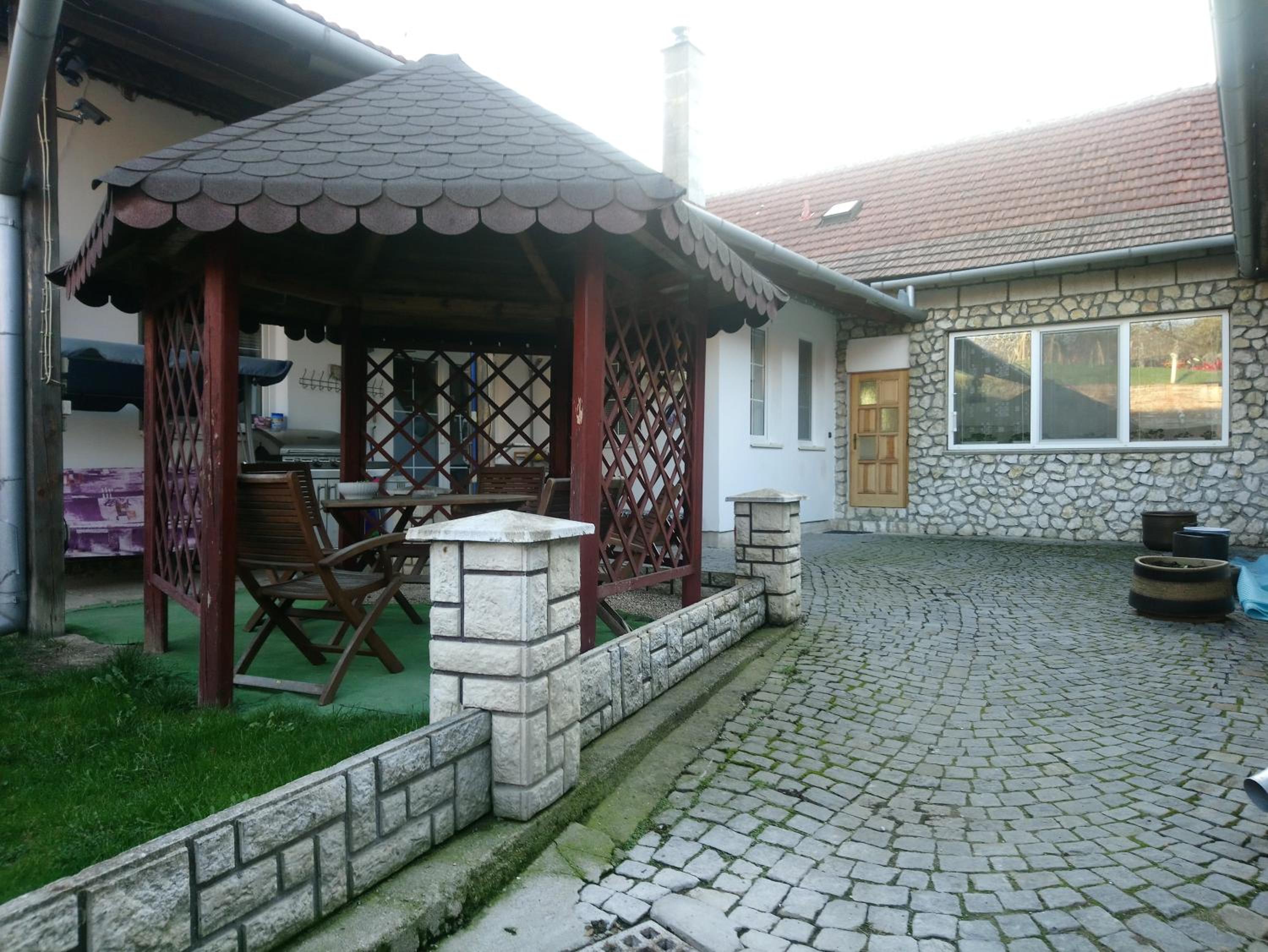 Photo 24
