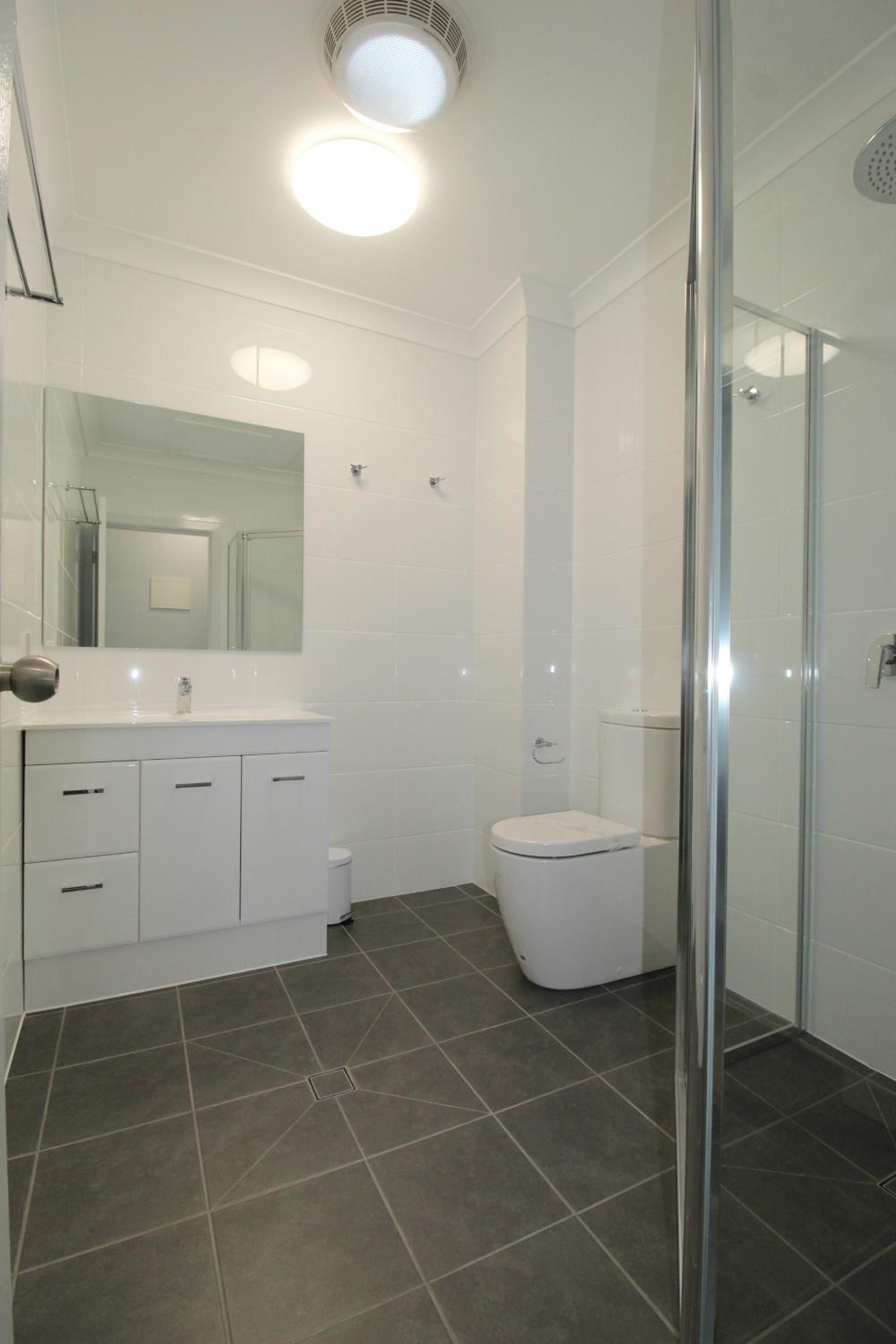 Dolphin Court 2, 1 Gowing Street