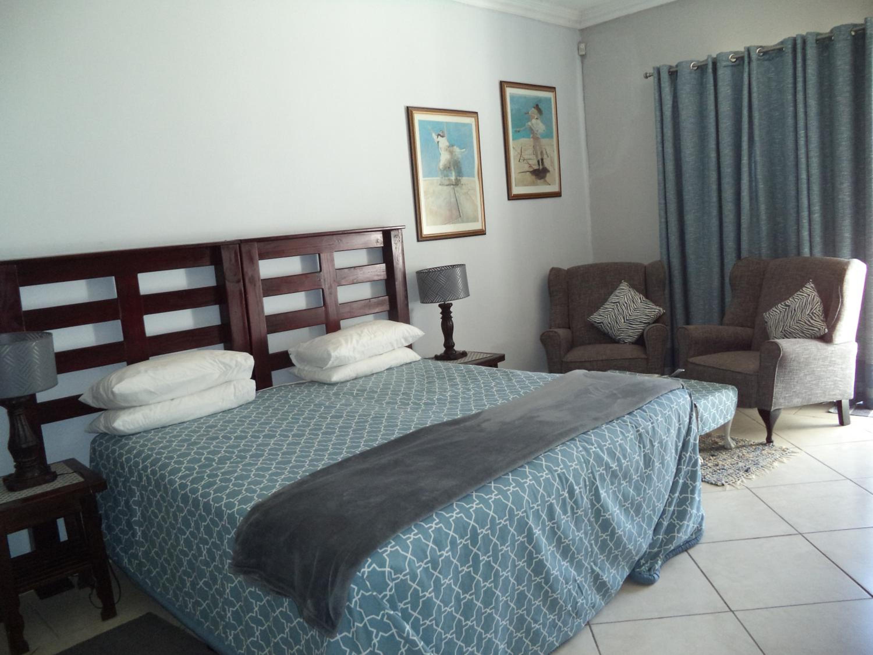 Heatherdale Guesthouse & Shuttle Services