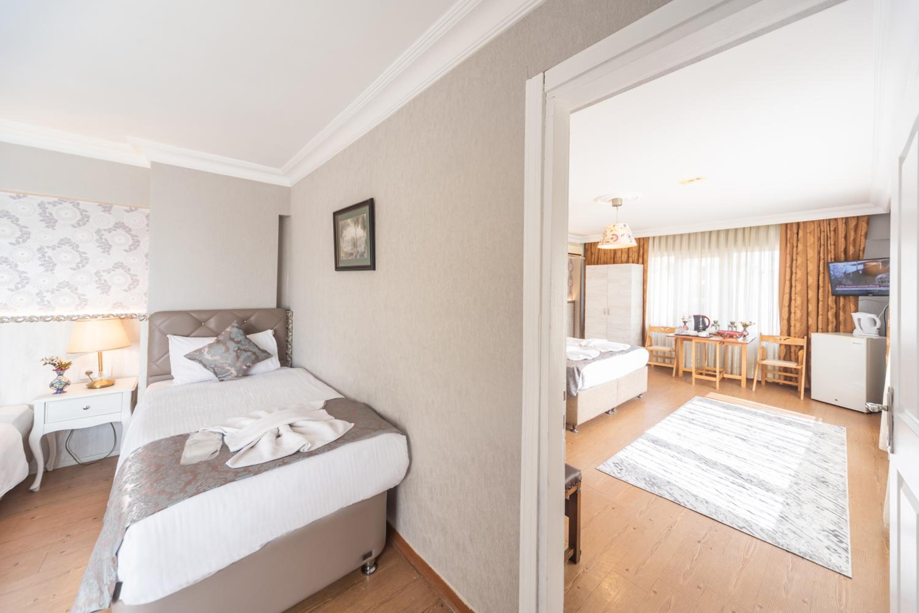 Sultan House - Image 73