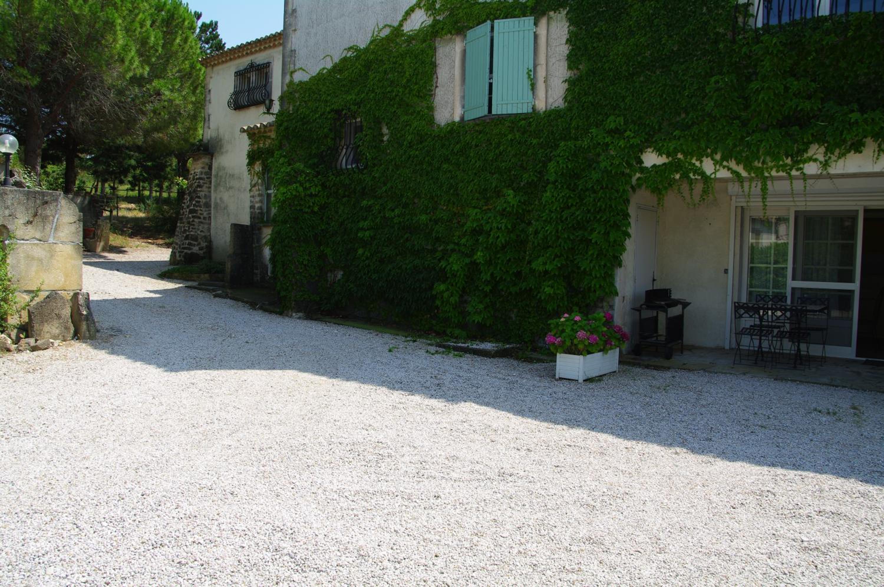 Photo 42