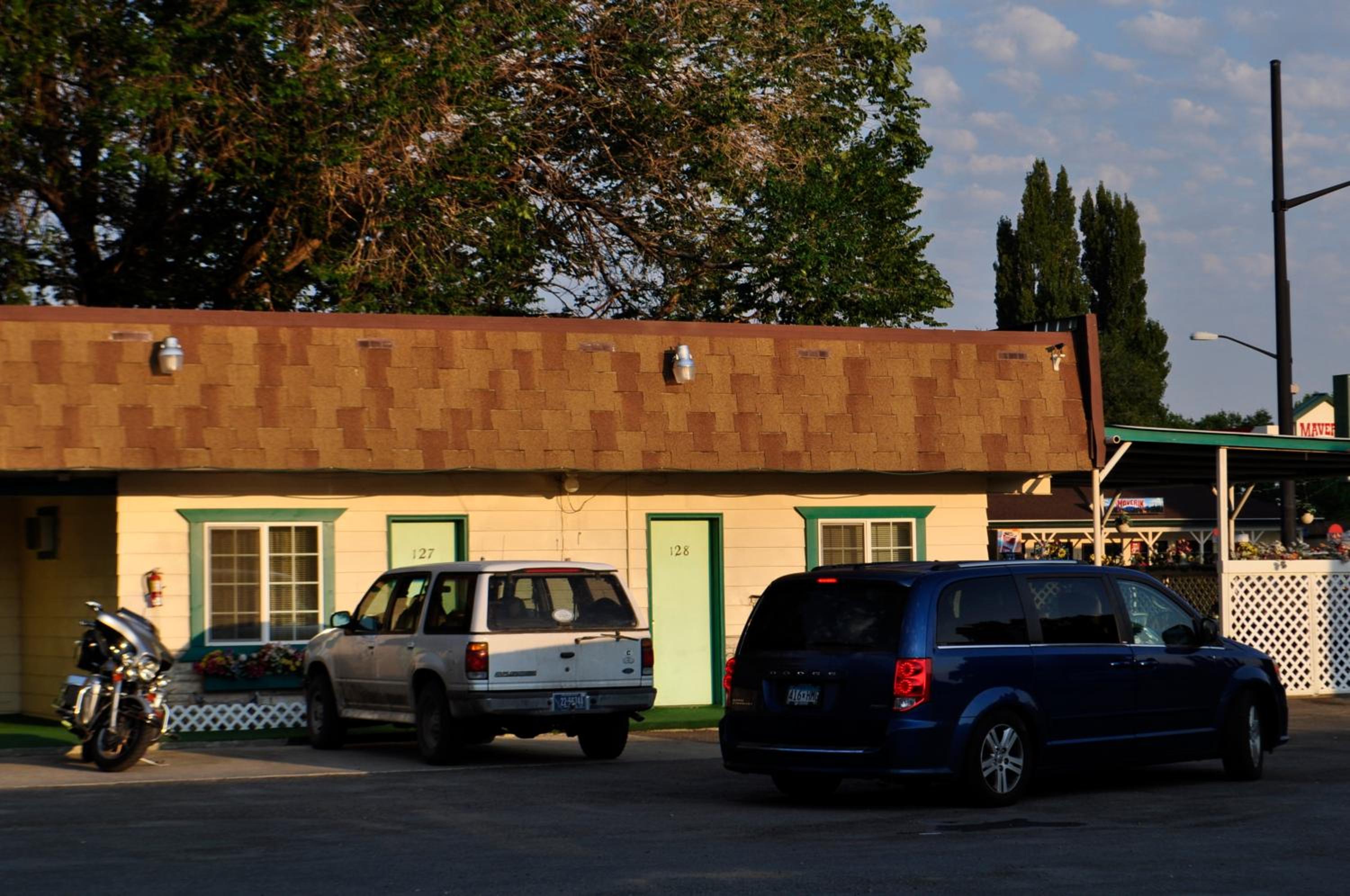 Western Motel
