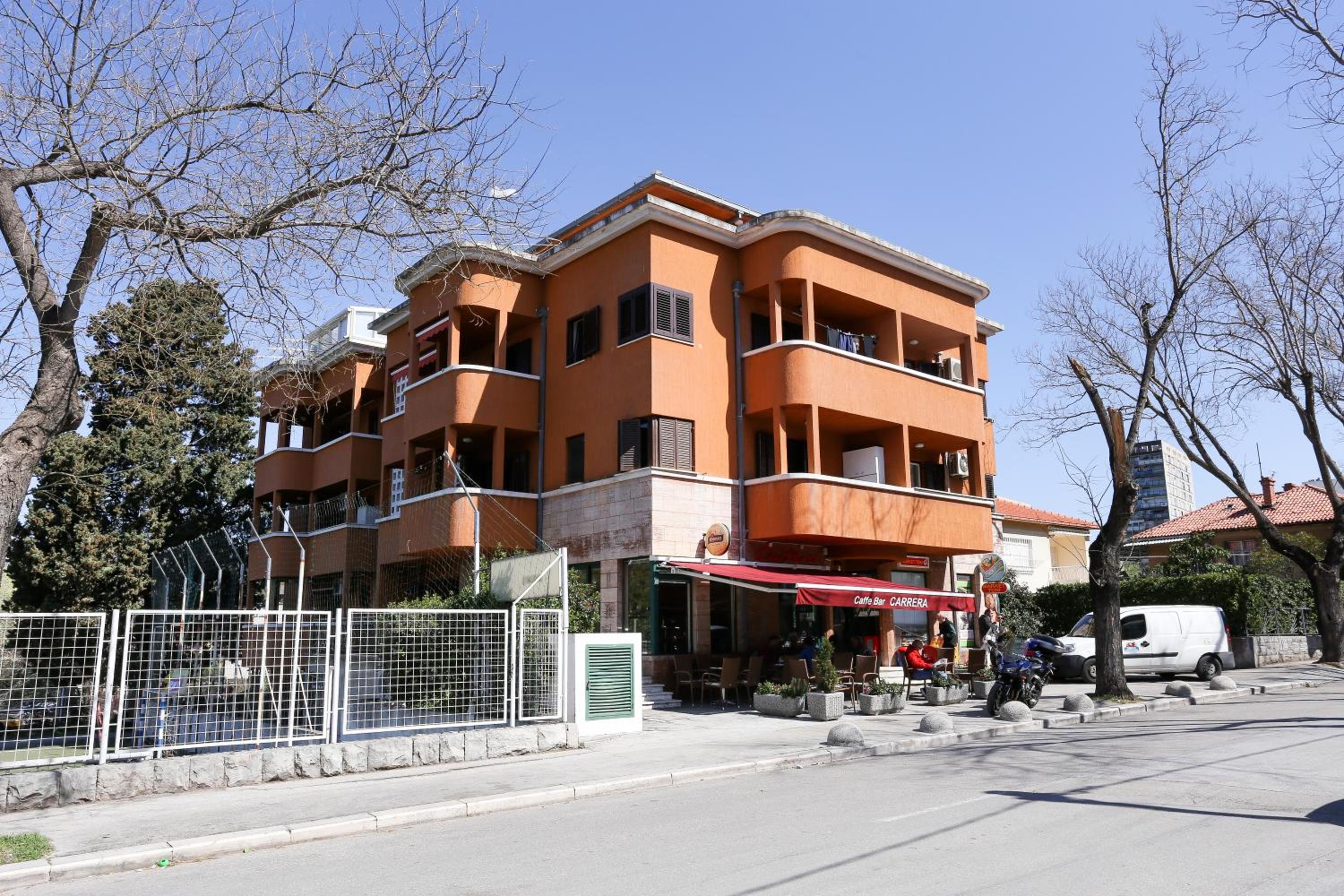 Luxury Apartment ELA