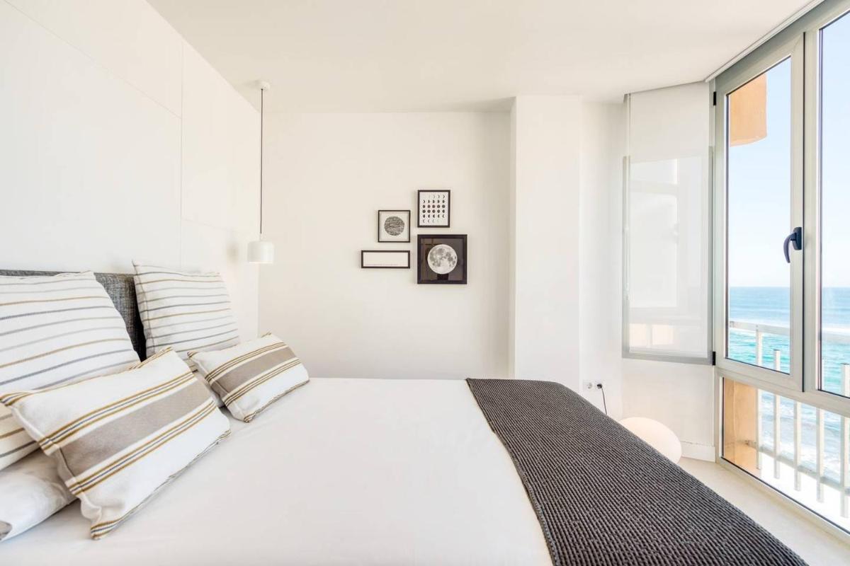 Sleep by the Sea - Las Canteras photo 4