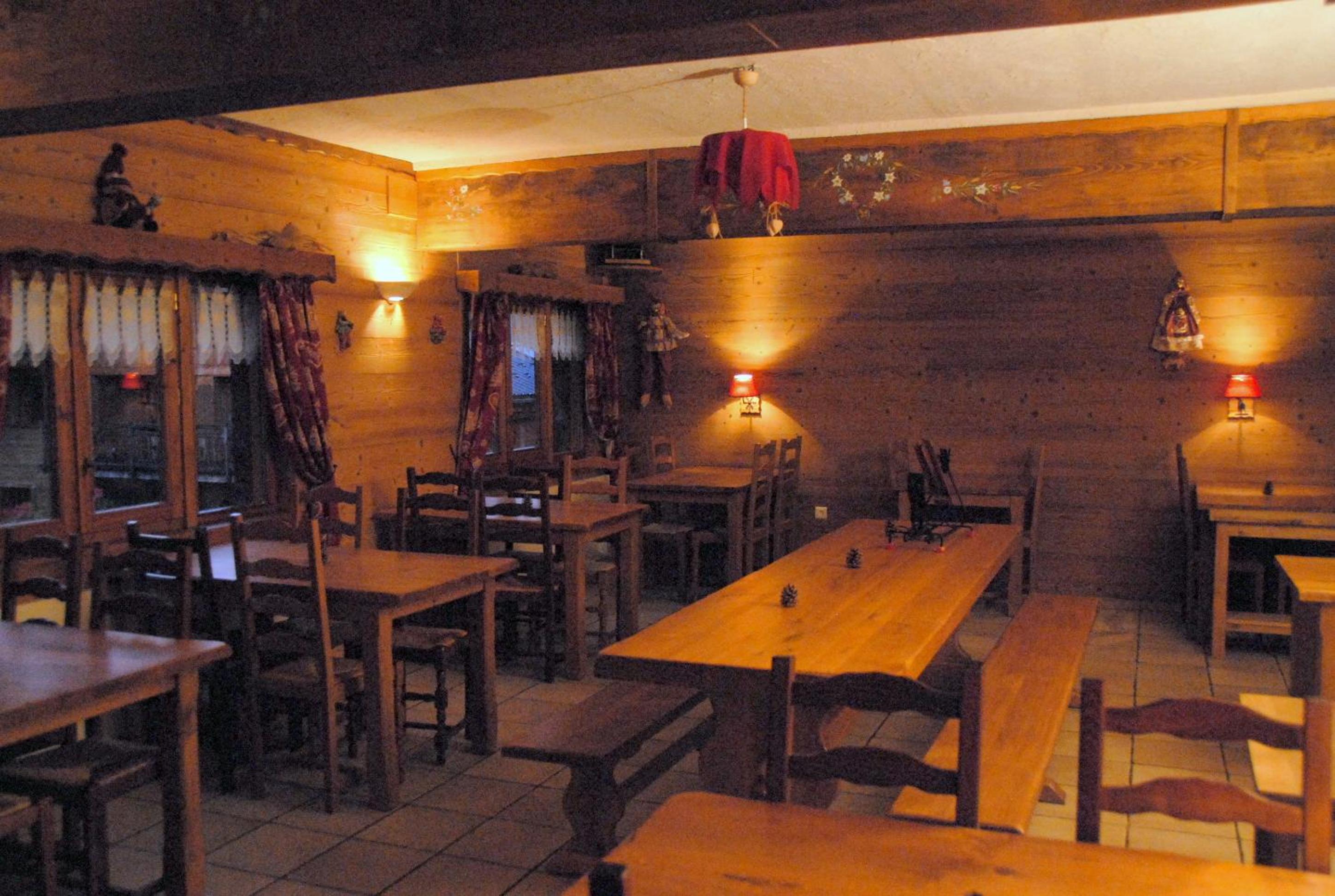 restaurant