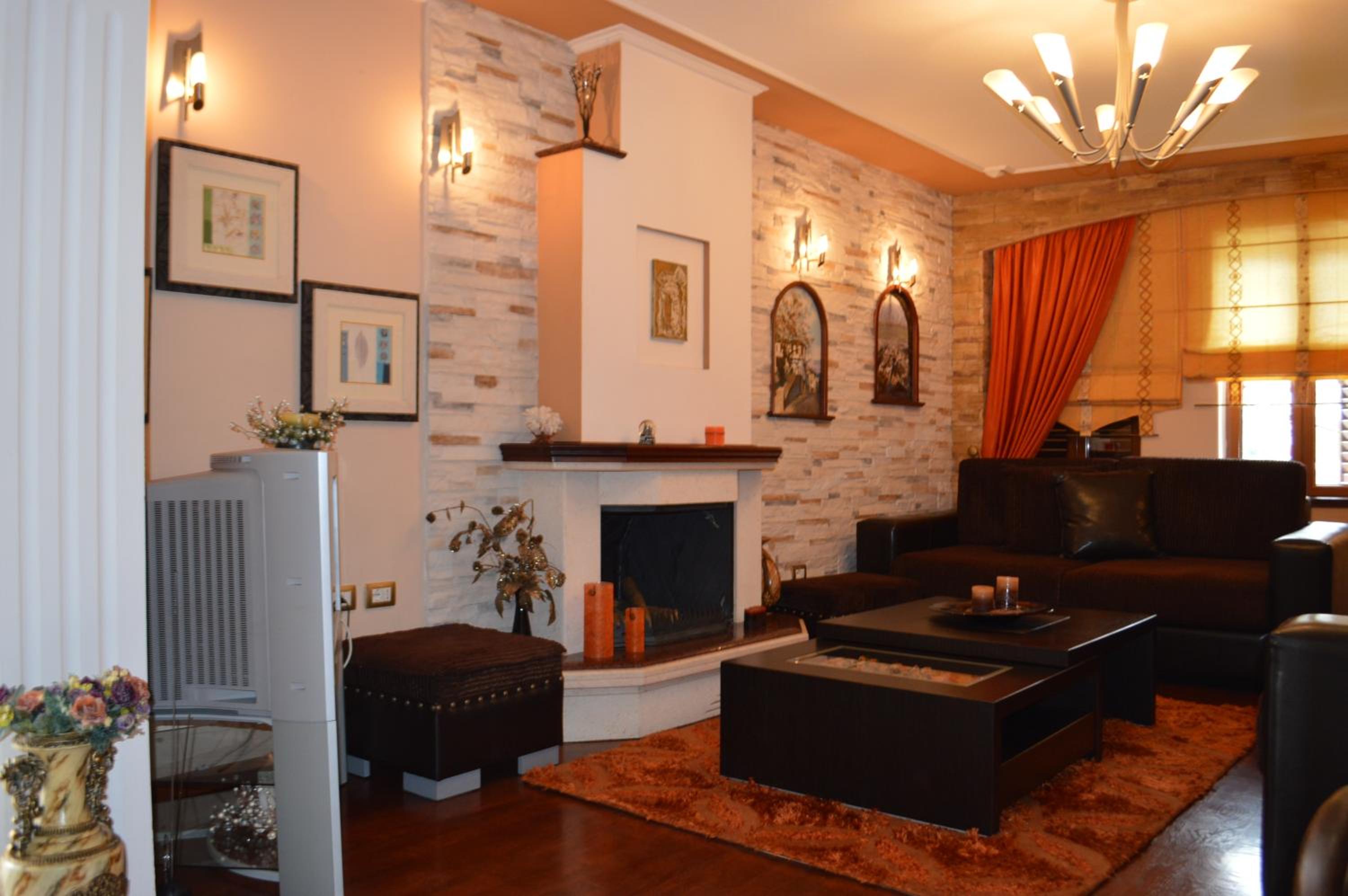 VILA SS KEKEZI