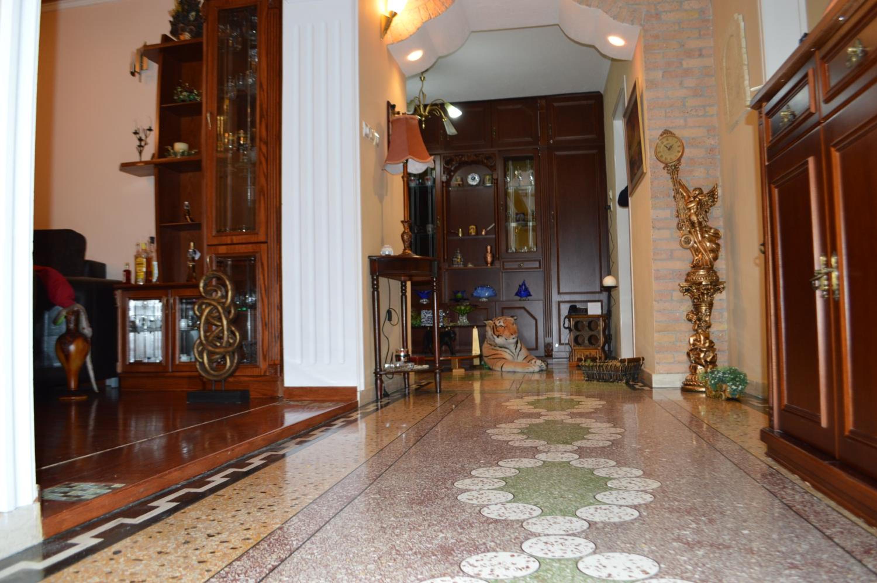 VILA SS KEKEZI