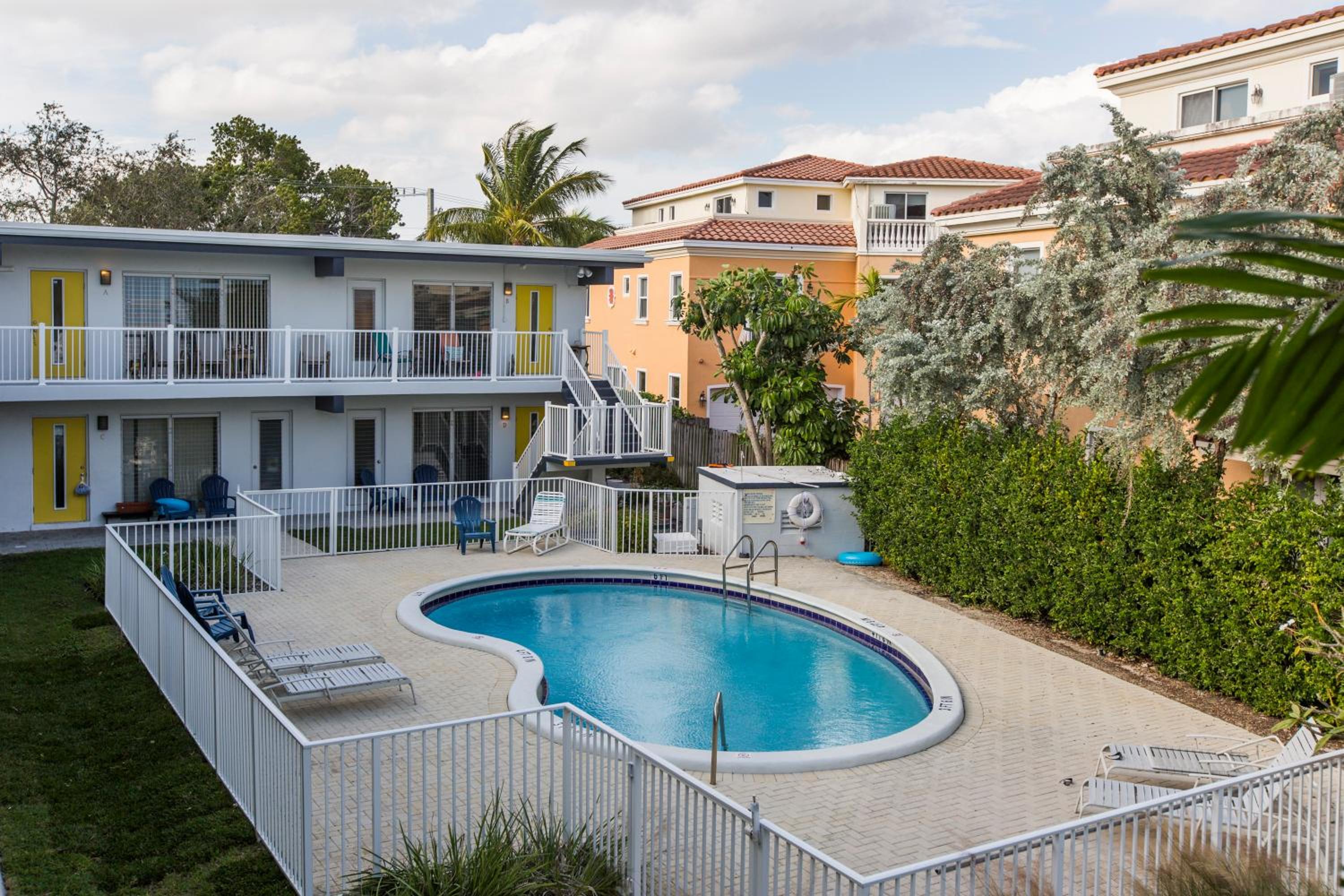 Spectacular view on the canal, Fort Lauderdale, very clean, free Parking & Wifi