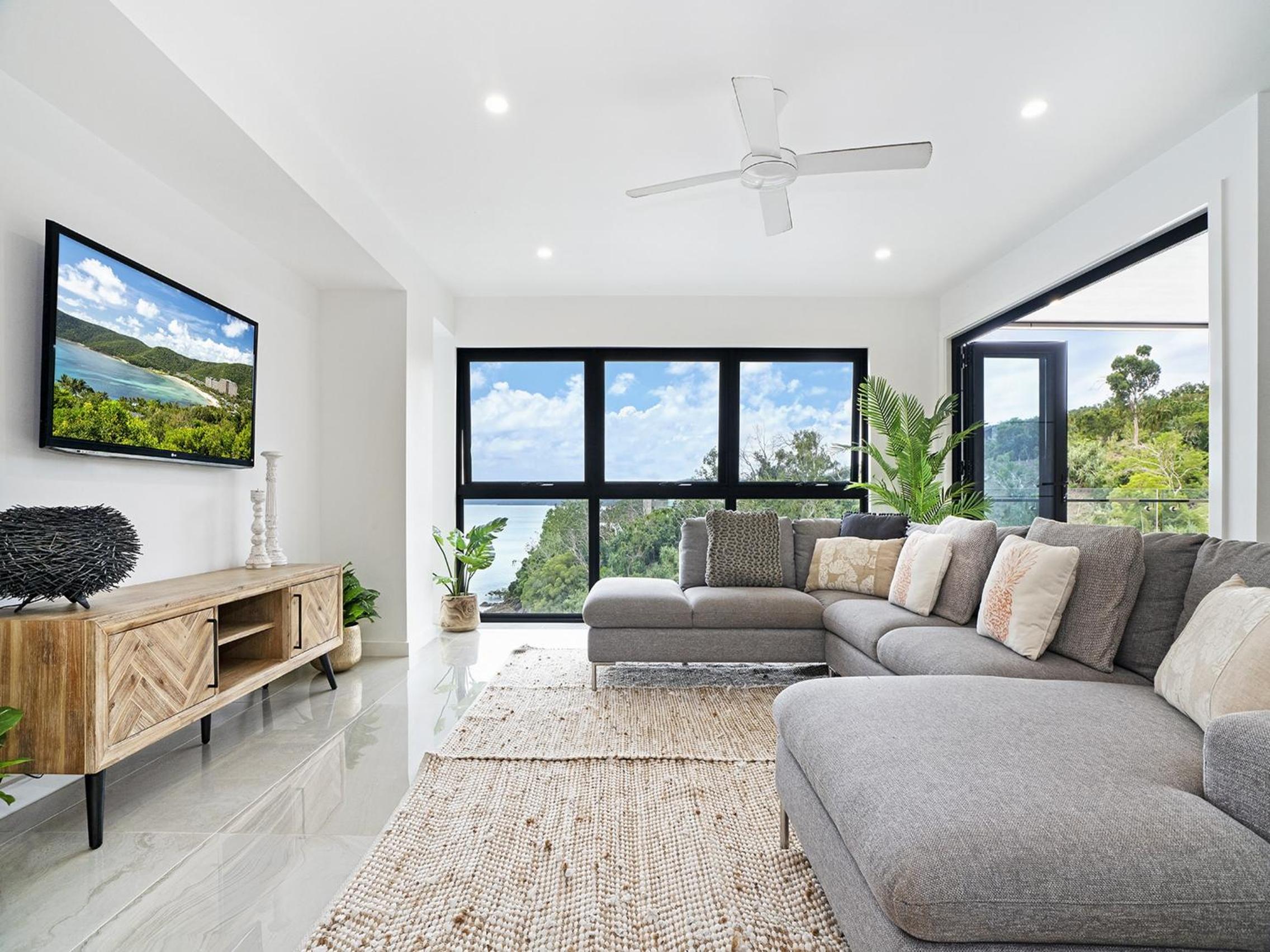 Hidden Cove on Hamilton Island by HIHA