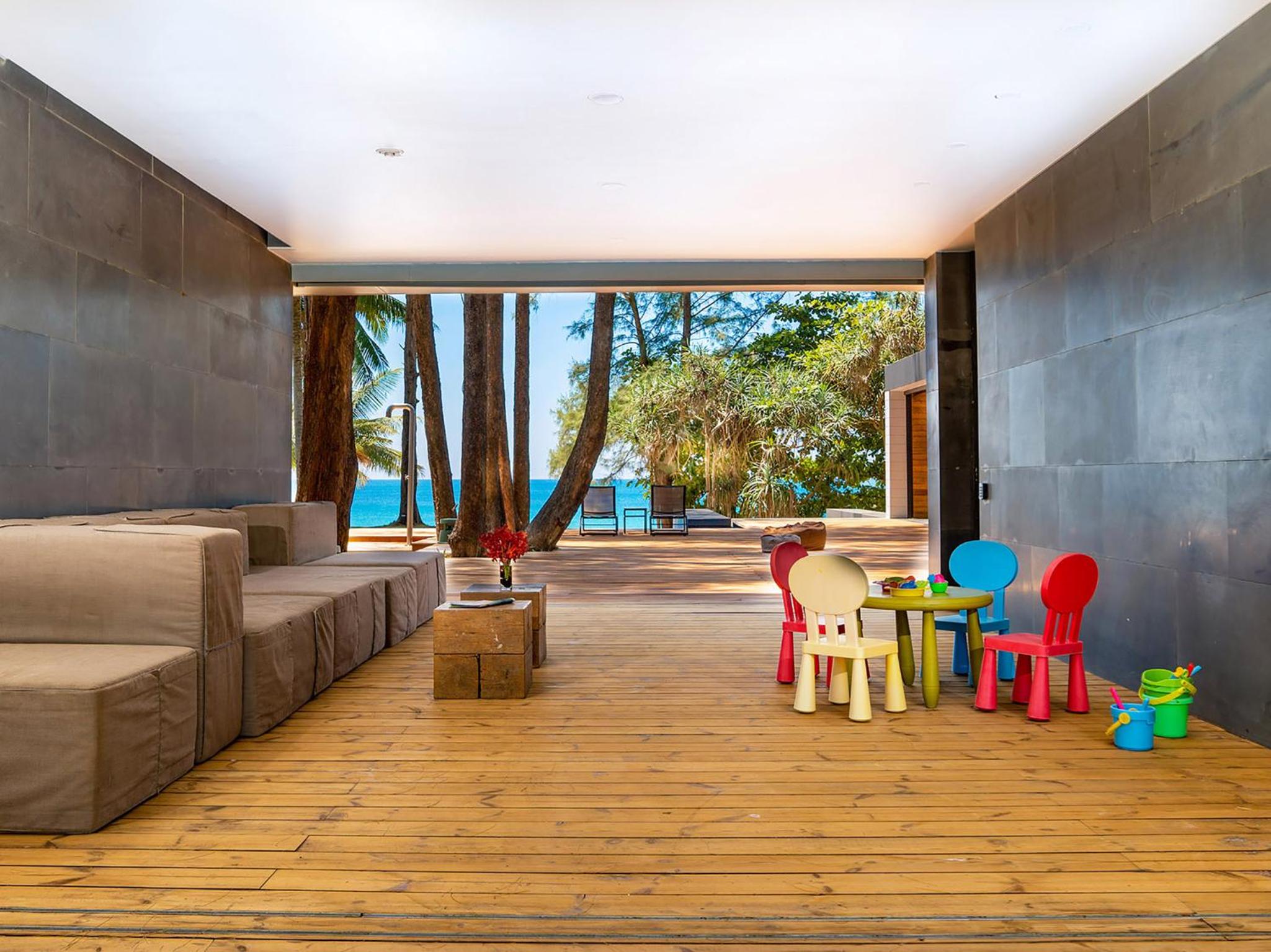 Grand Villa Noi view 4