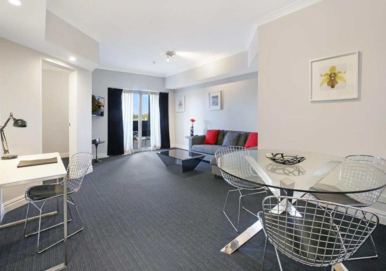Sydney Airport Suites