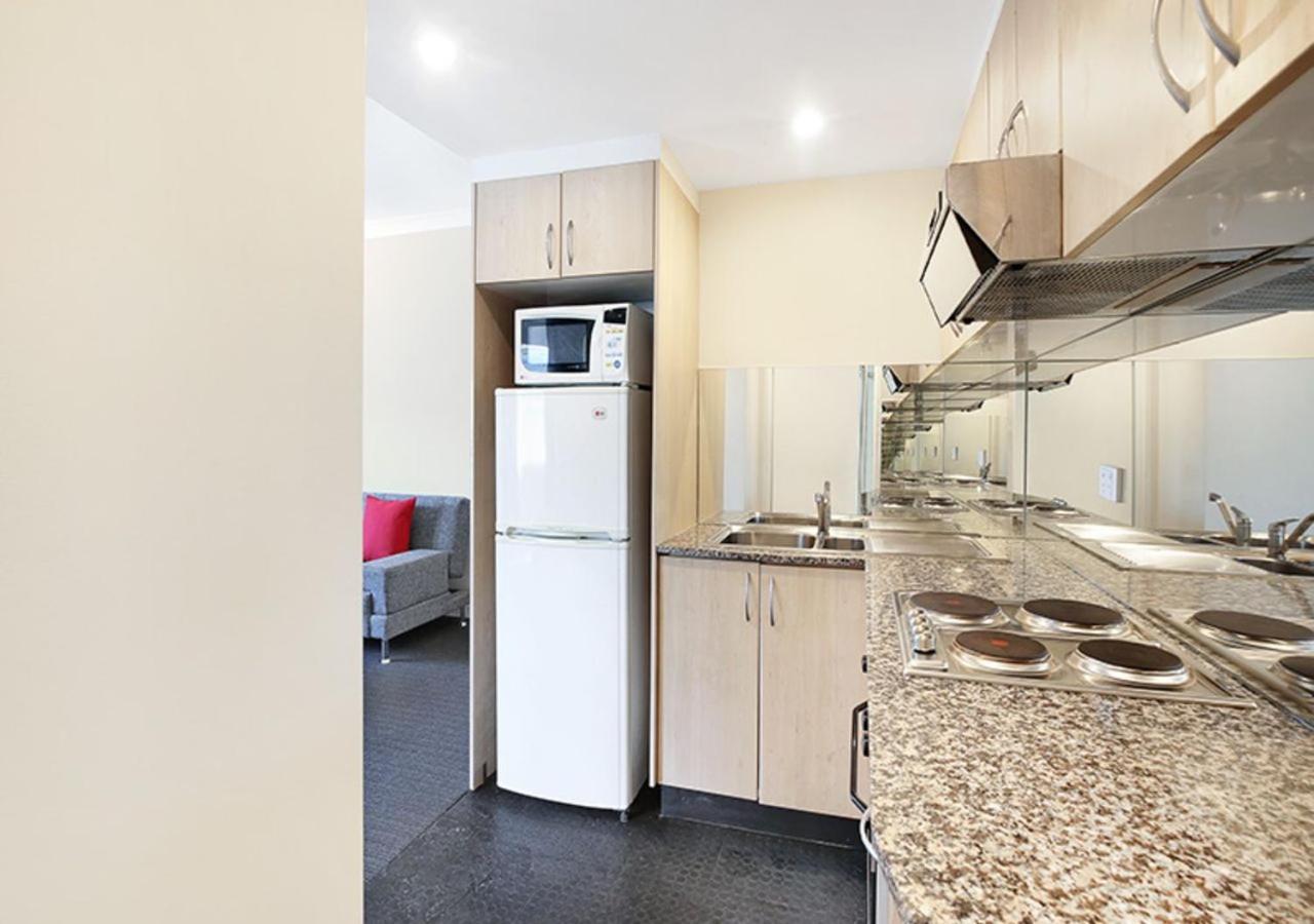 Sydney Airport Suites