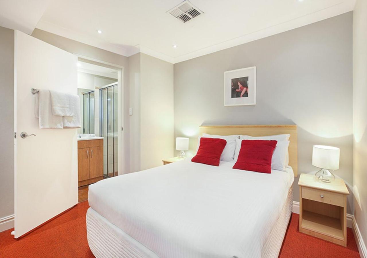 Sydney Airport Suites