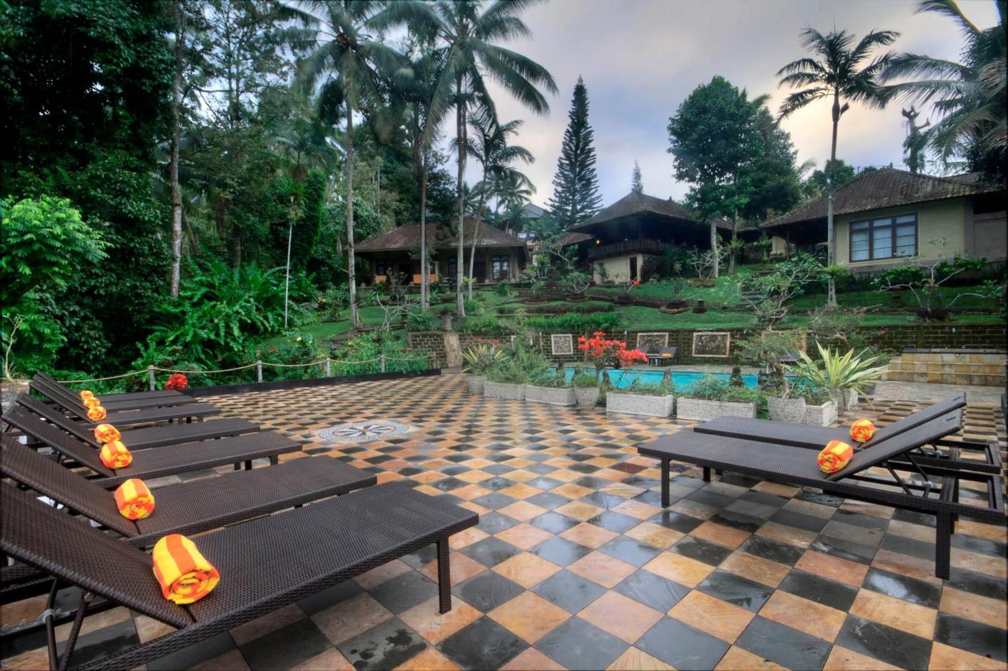 Cempaka Belimbing Villa
