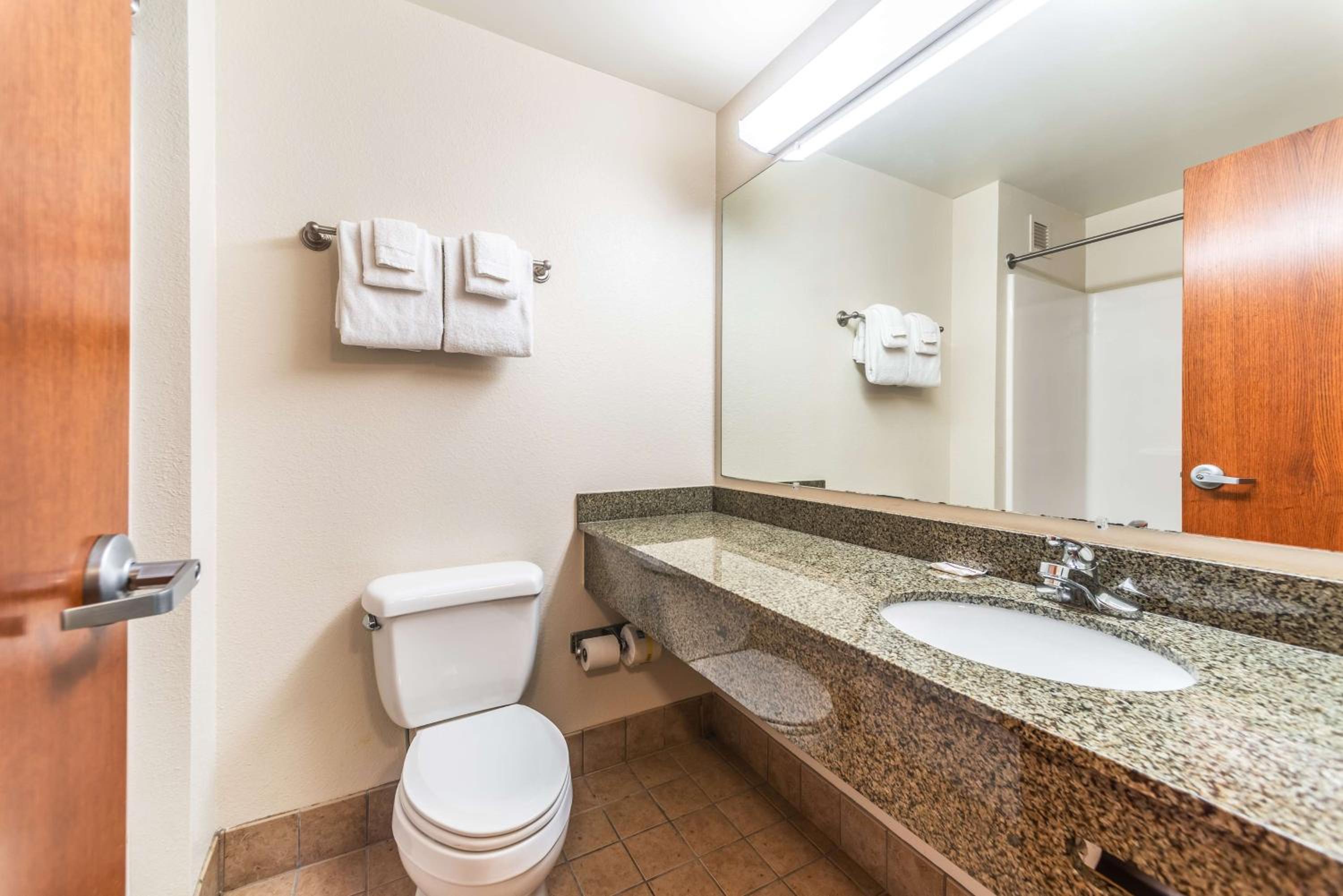 Welcome Suites-O'Fallon - Property Image 4
