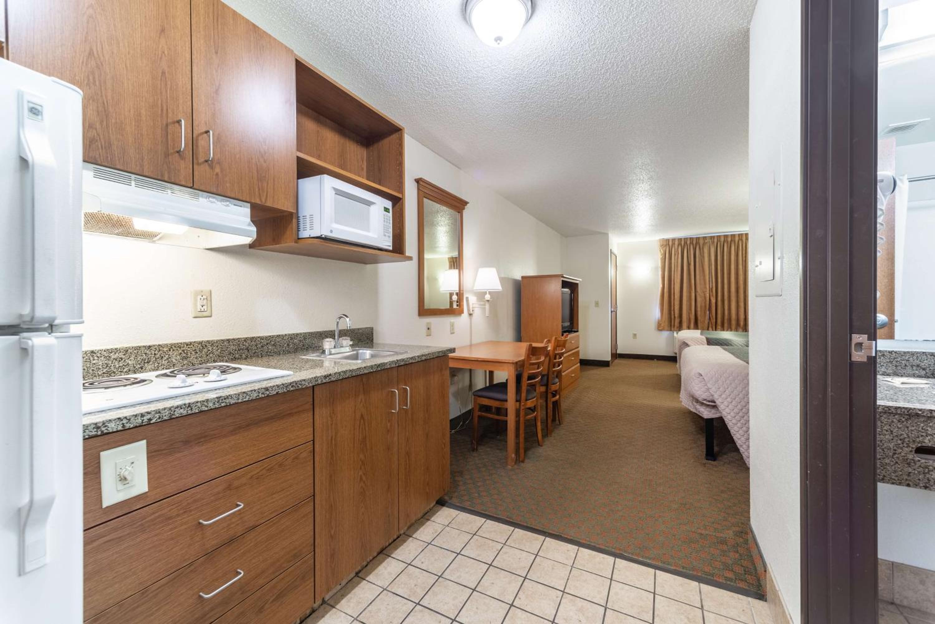 Welcome Suites-O'Fallon - Property Image 6