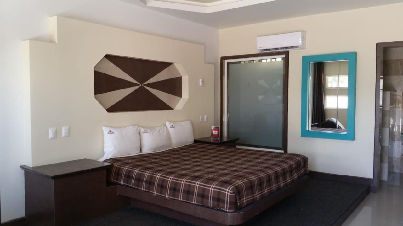Ensenada Vacations - HOTEL AZTECA INN - Property Image 29
