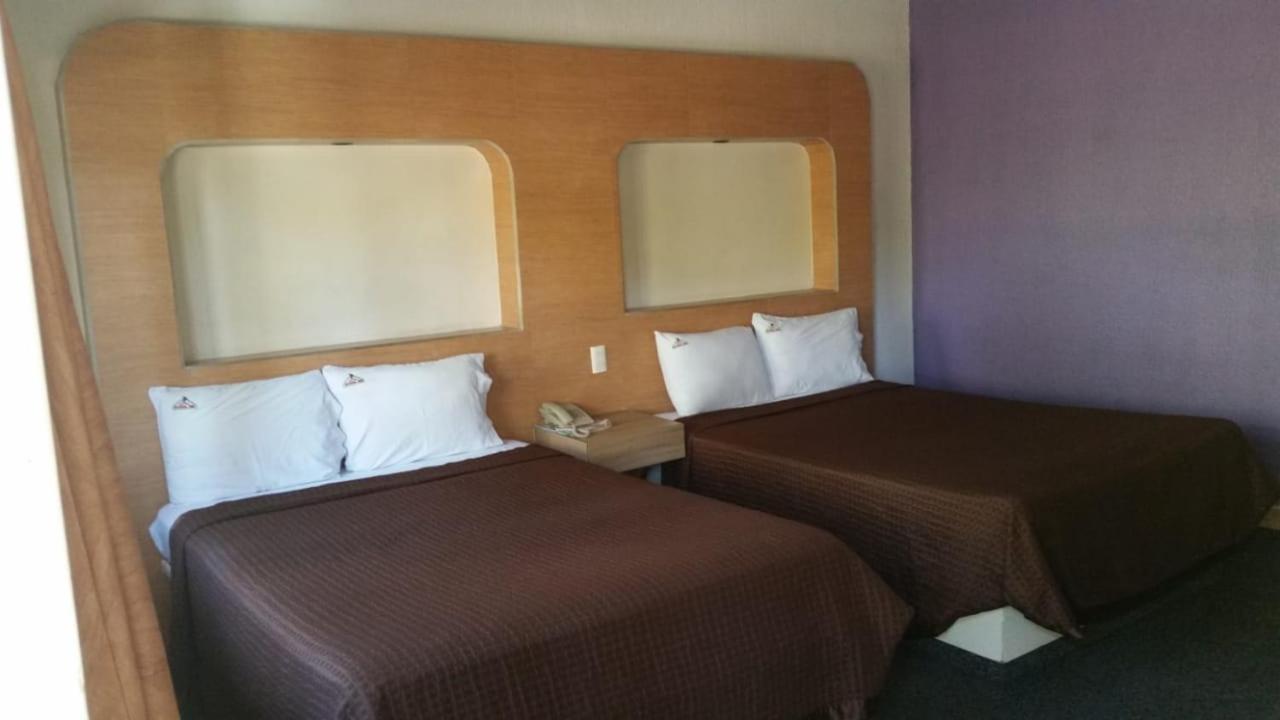 Ensenada Vacations - HOTEL AZTECA INN - Property Image 31