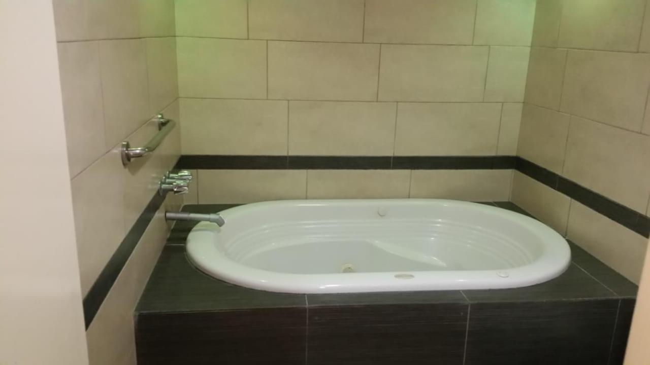 Ensenada Vacations - HOTEL AZTECA INN - Property Image 11