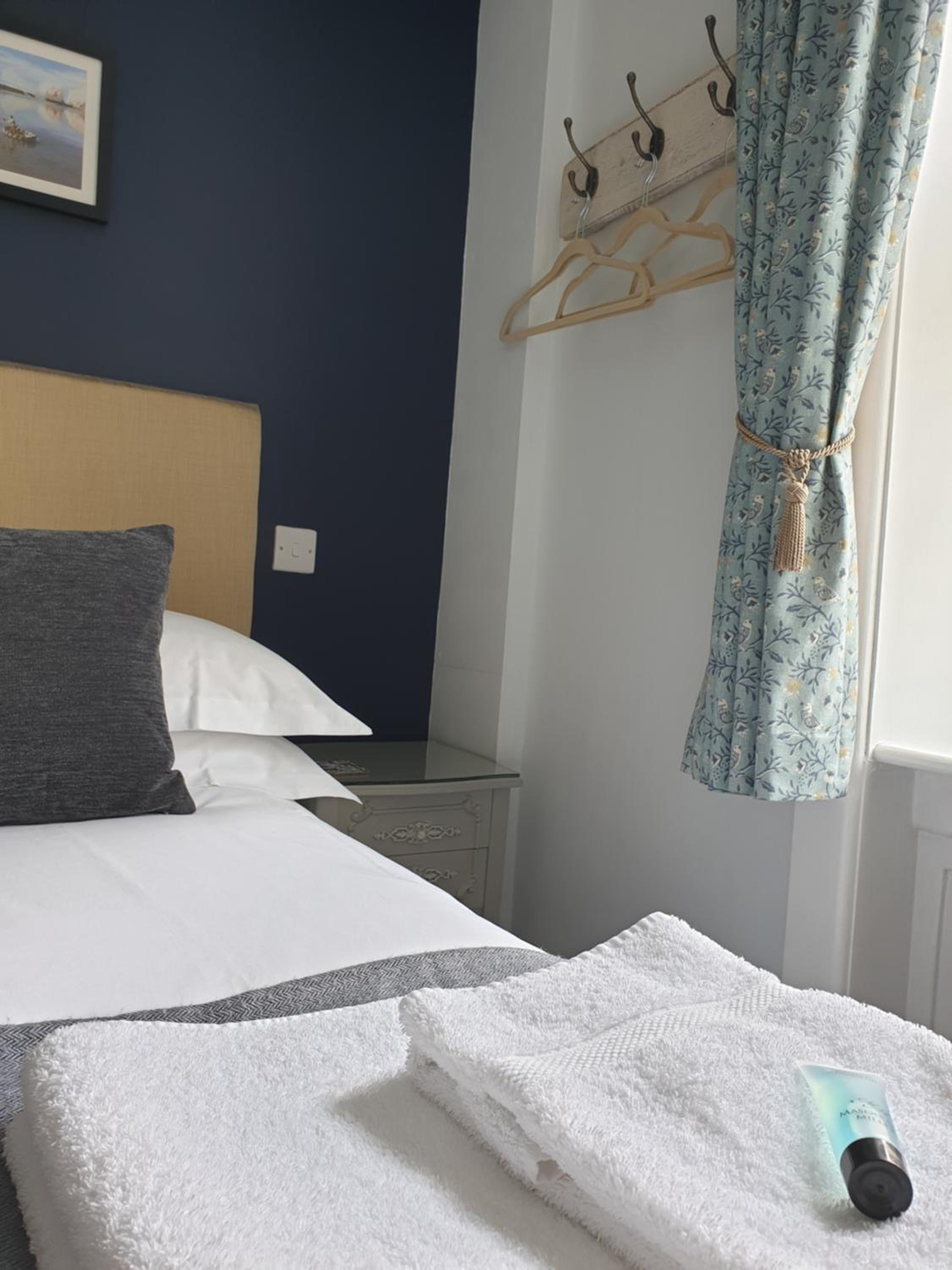 Starlings Guest House