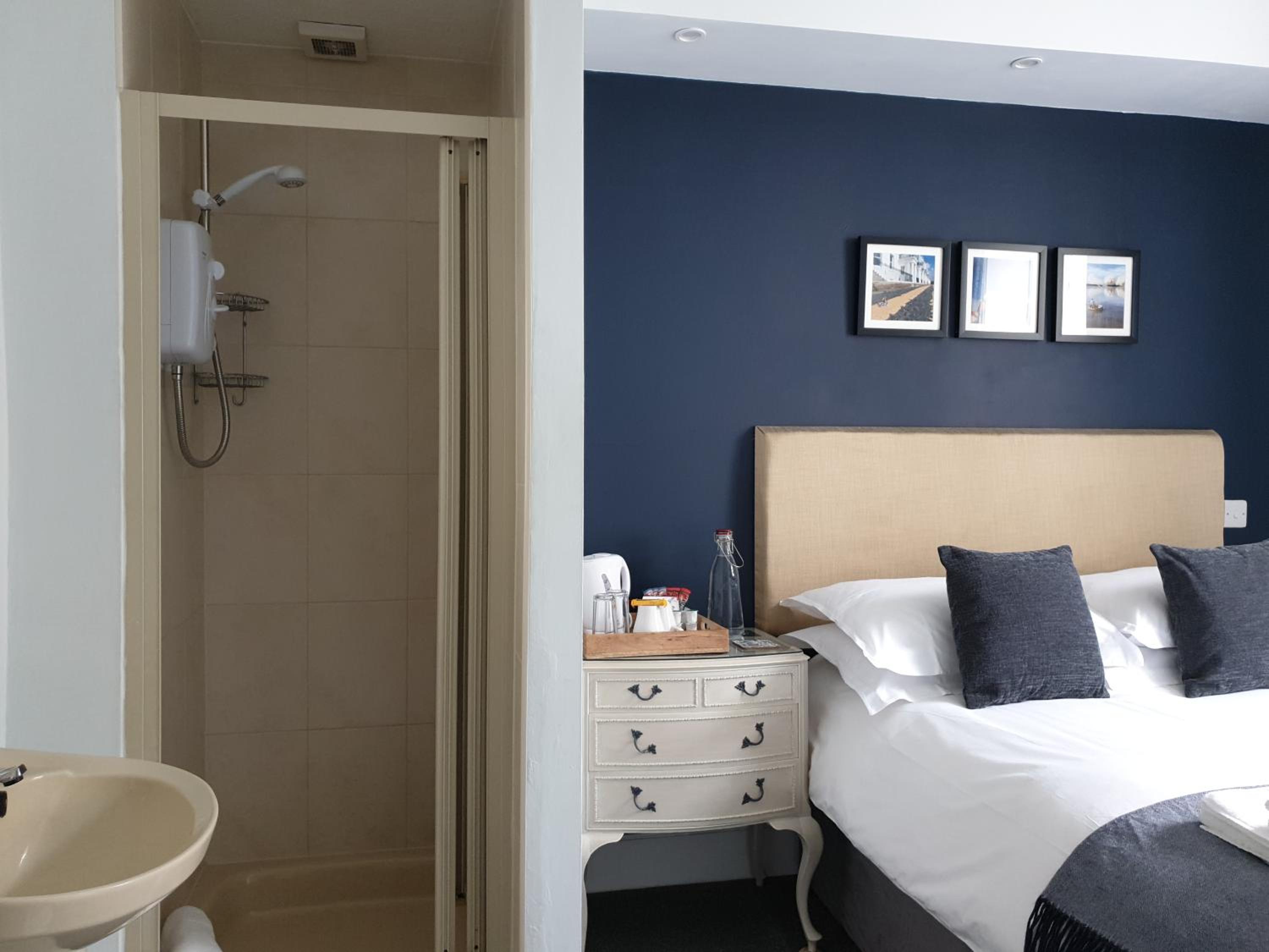 Starlings Guest House