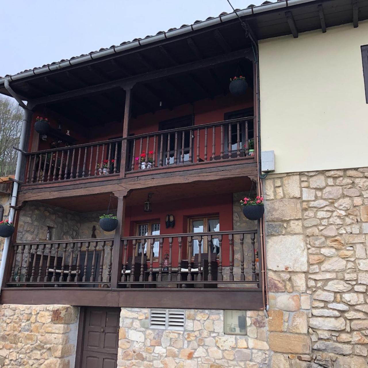 los Balcones de Nieda photo 2