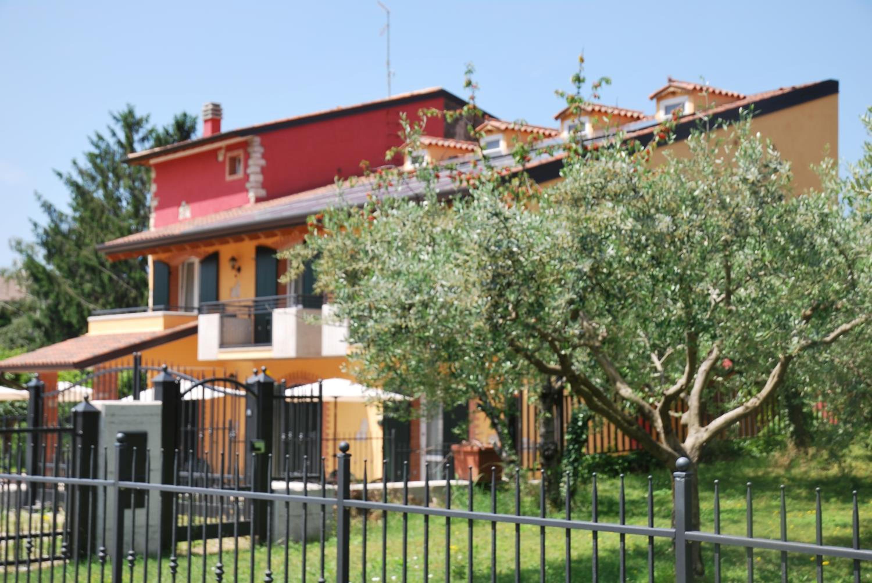 Photo 40