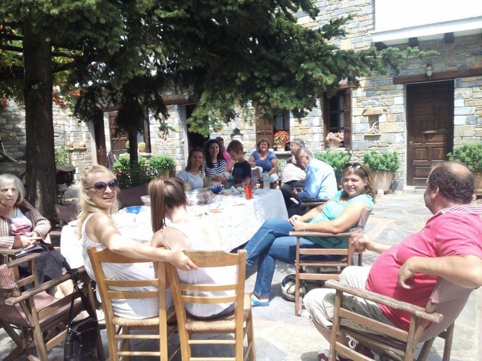 Dimosthenis Karastamatis Rooms