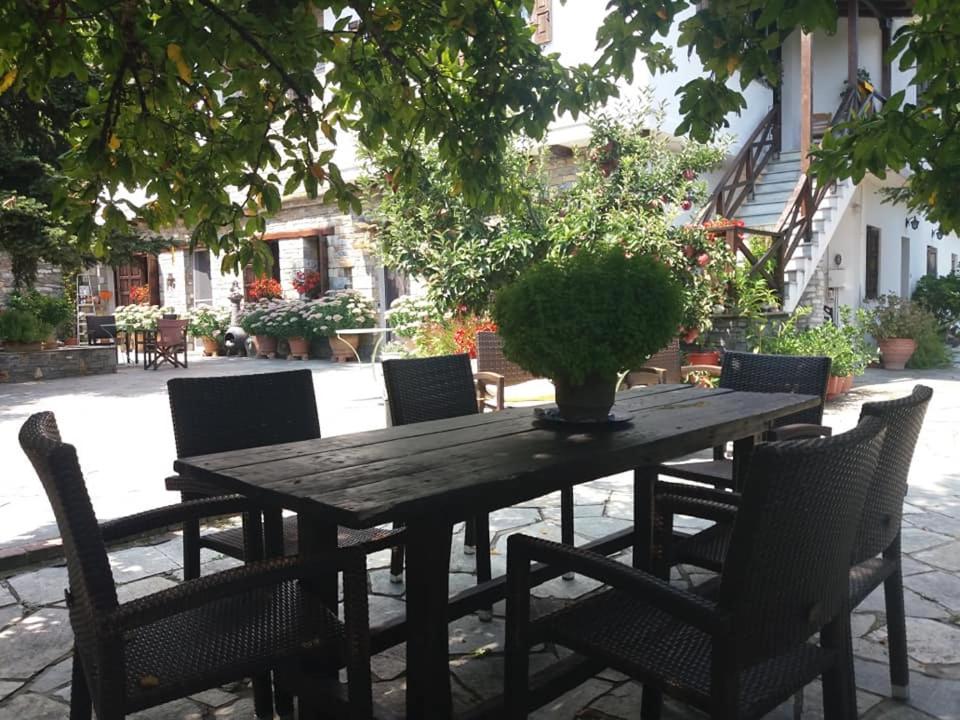 Photo 42