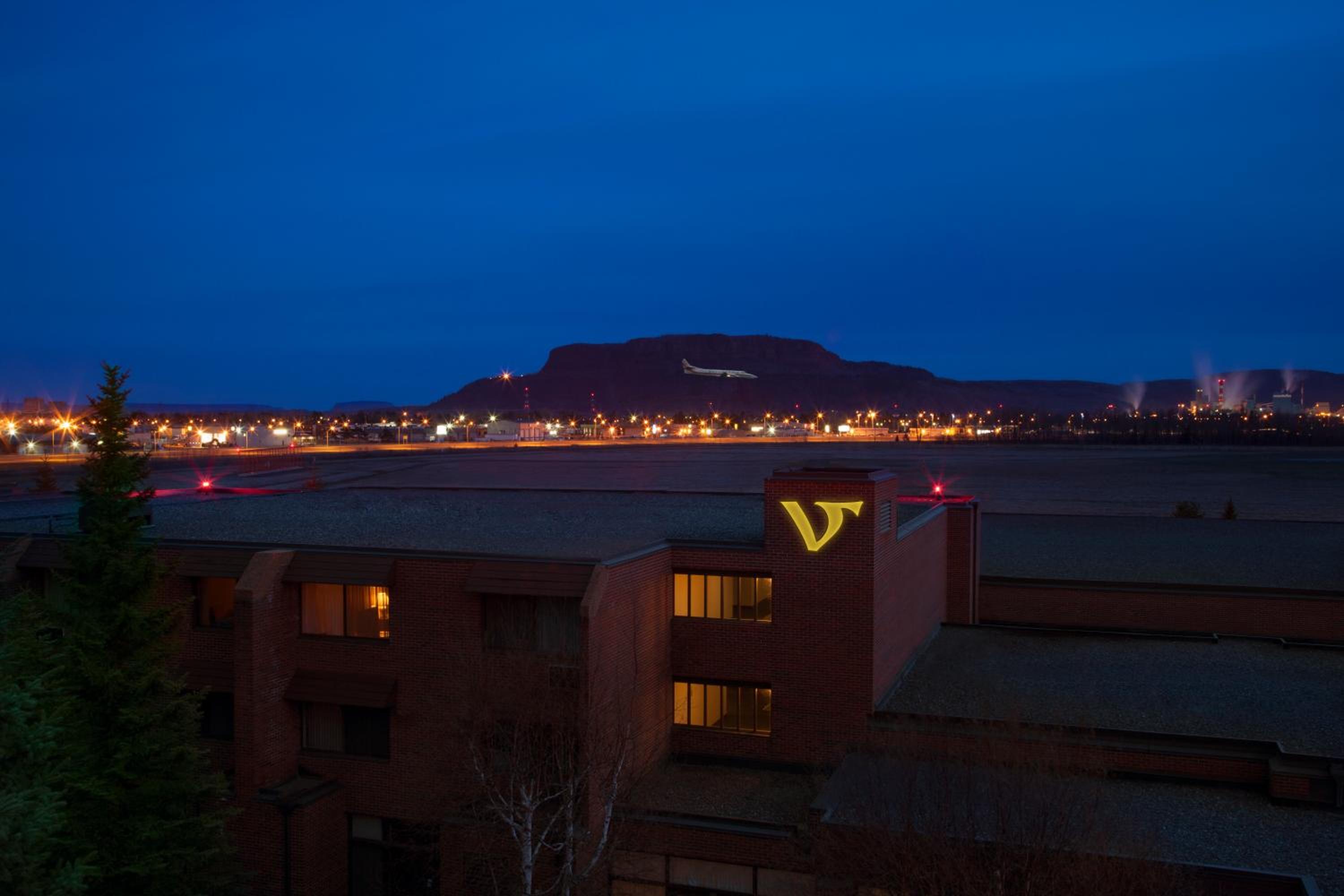 Thunder Bay Vacations - Valhalla Hotel  Conference Centre - Property Image 7