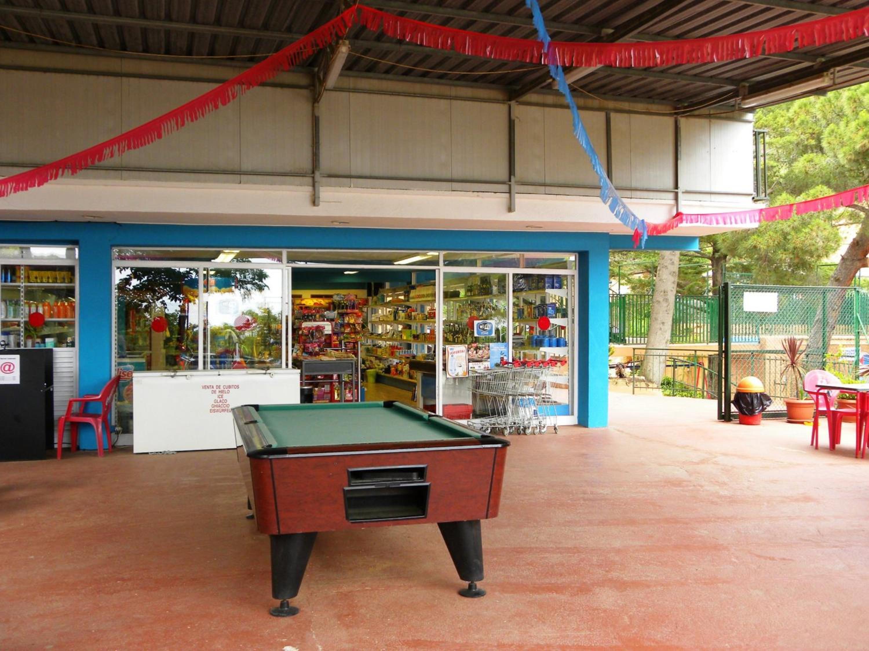 Camping Sènia Cala Canyelles