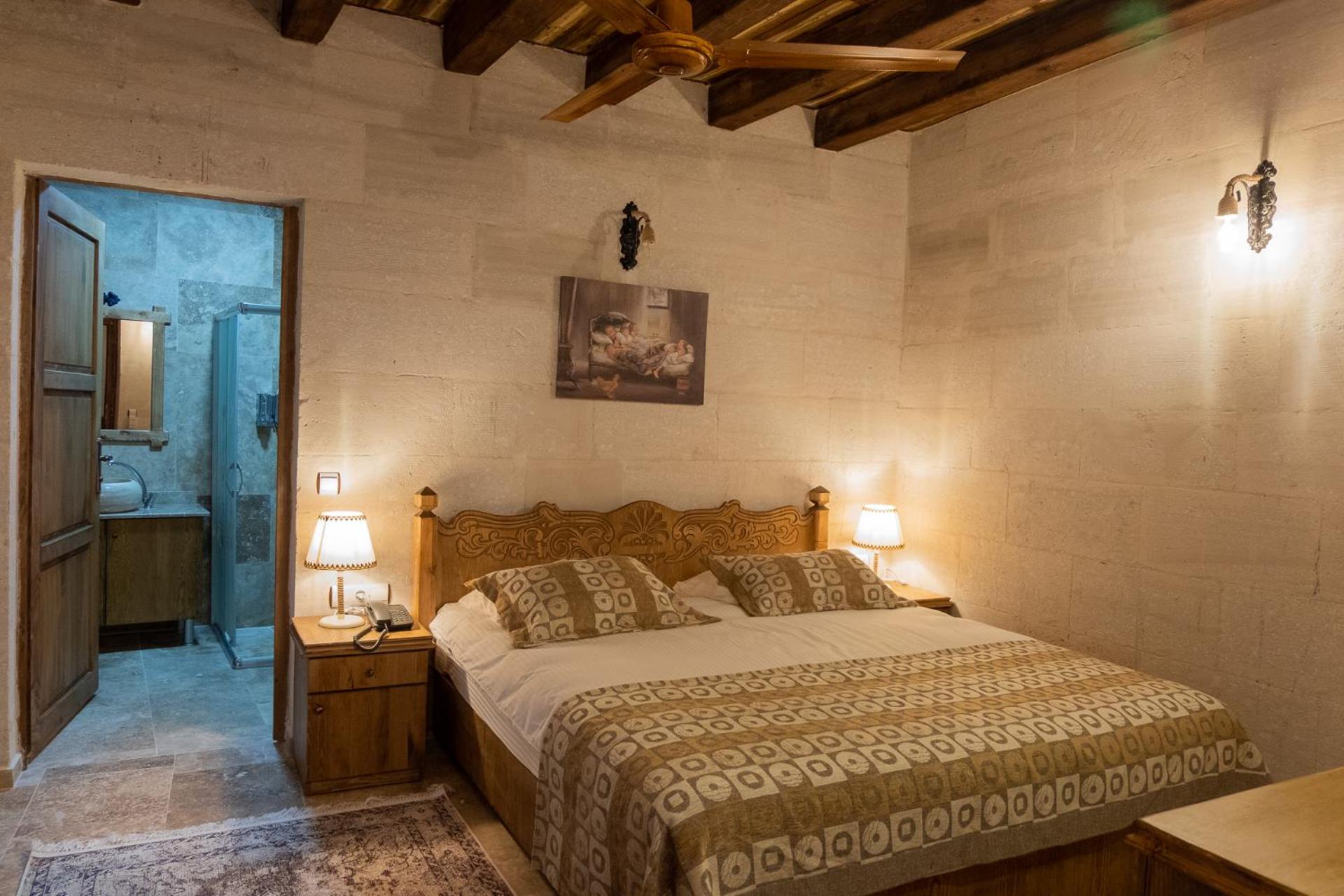 Grand Elite Cave Suites - Image 64