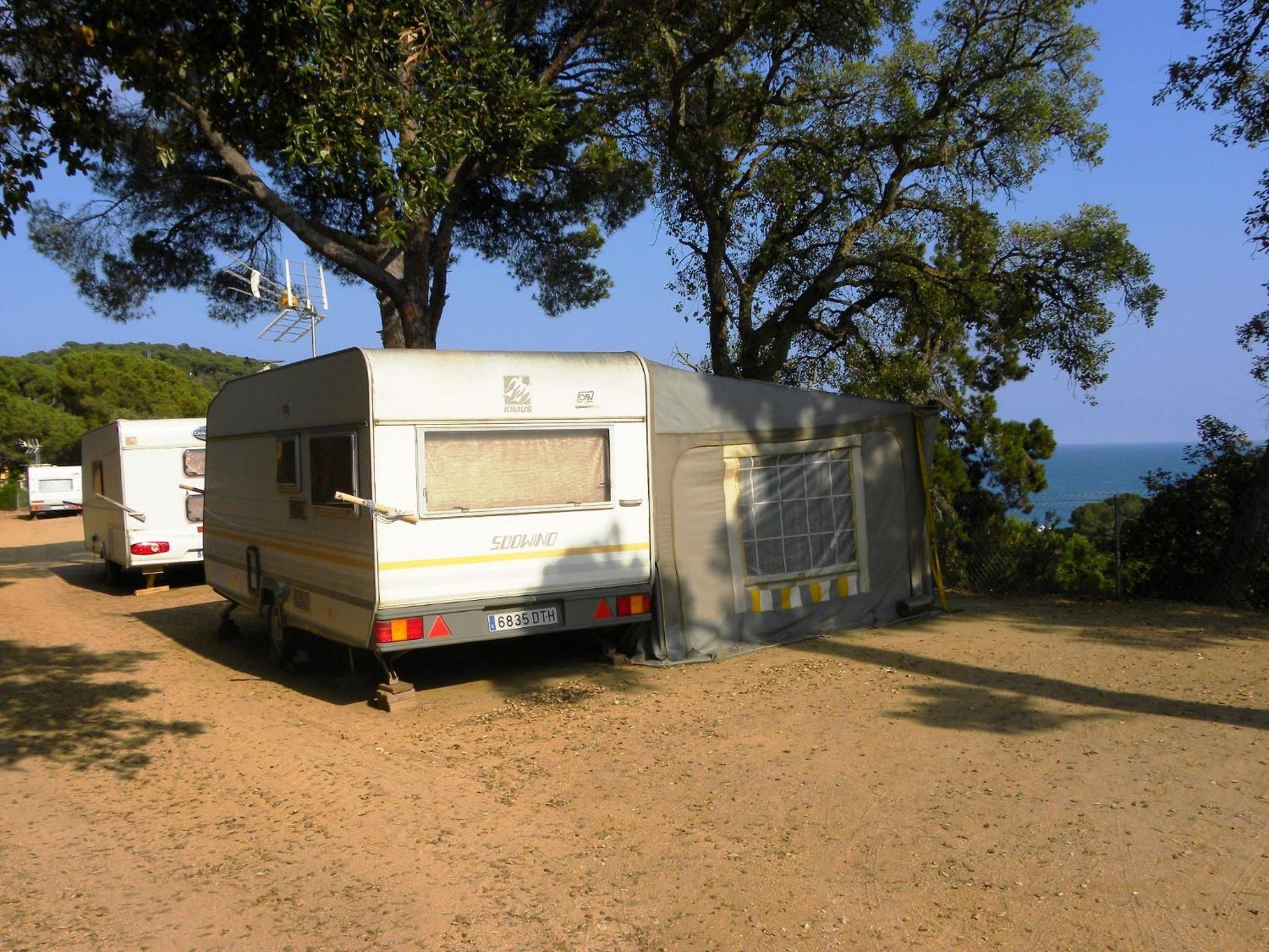 Camping Sènia Cala Canyelles