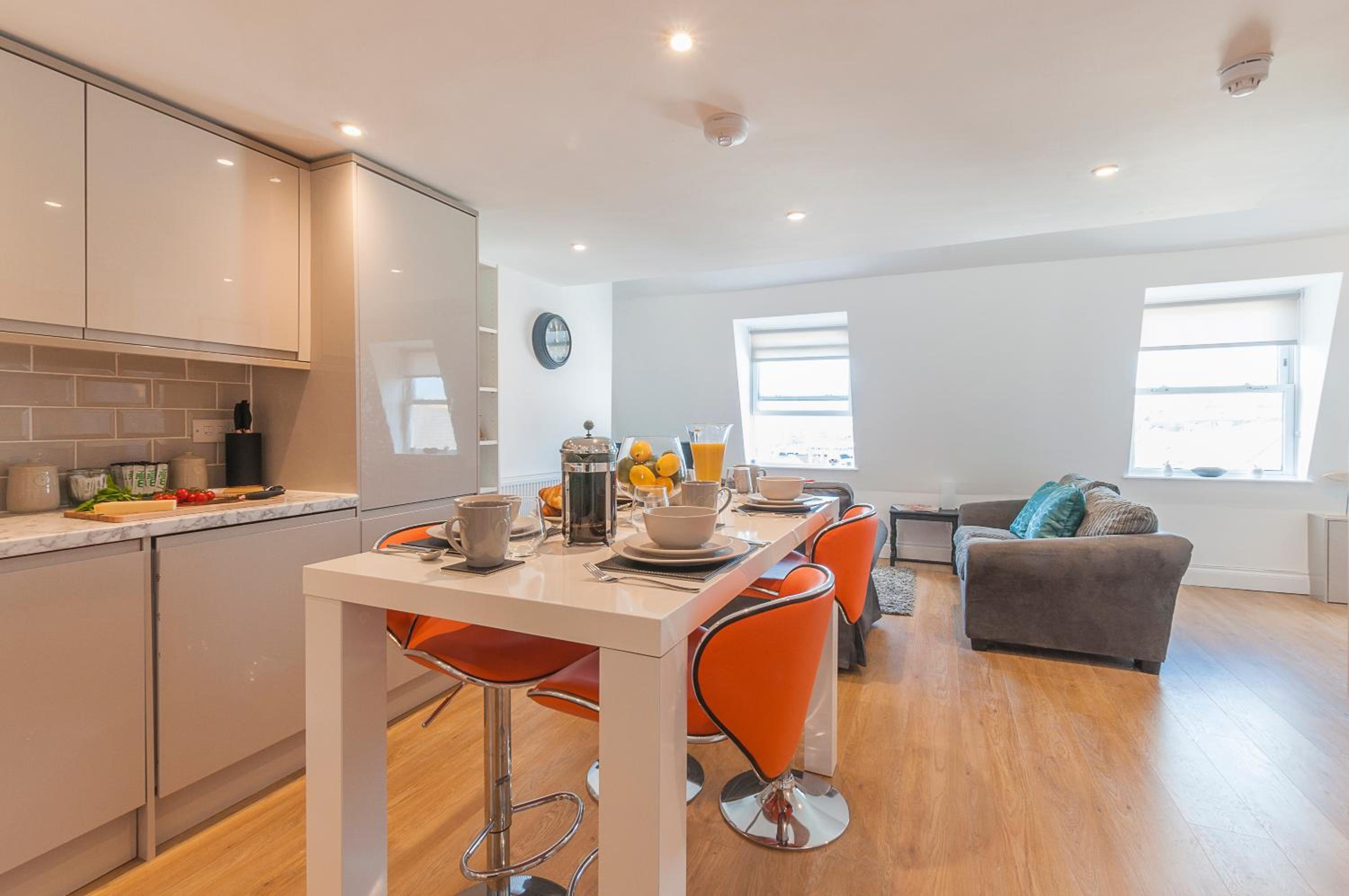 Pure B - Exceptional views of Tamar & Royal William Yard with Free Parking & Wifi view 5