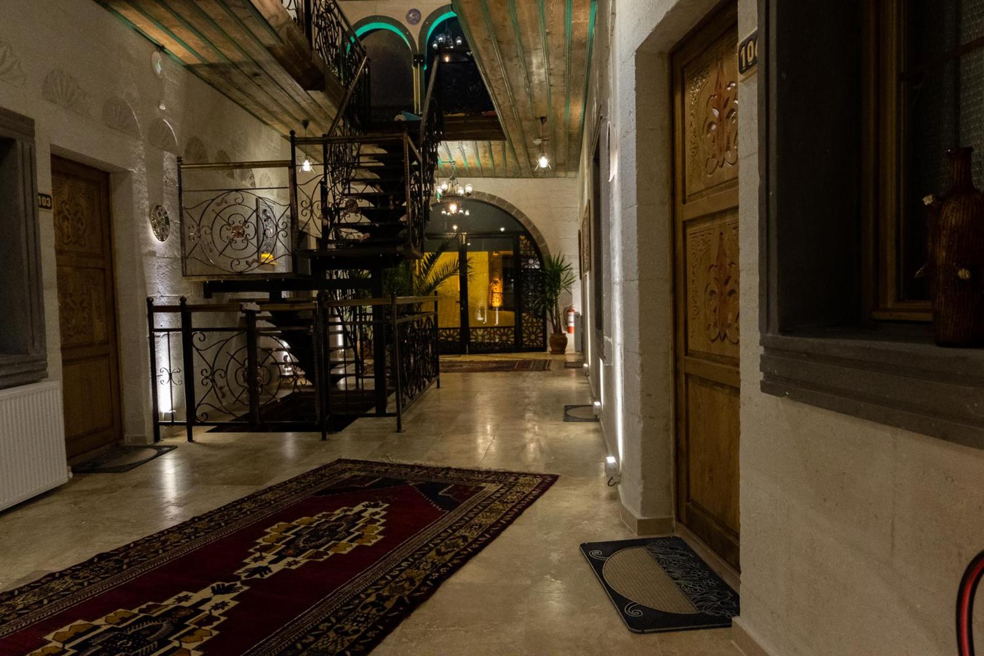 Grand Elite Cave Suites - Image 108