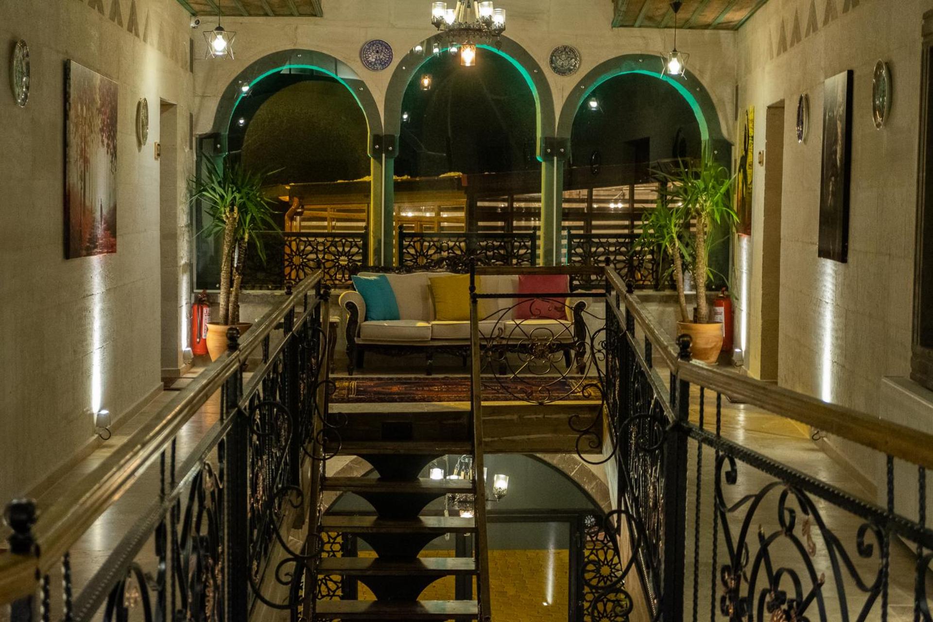 Grand Elite Cave Suites - Image 105