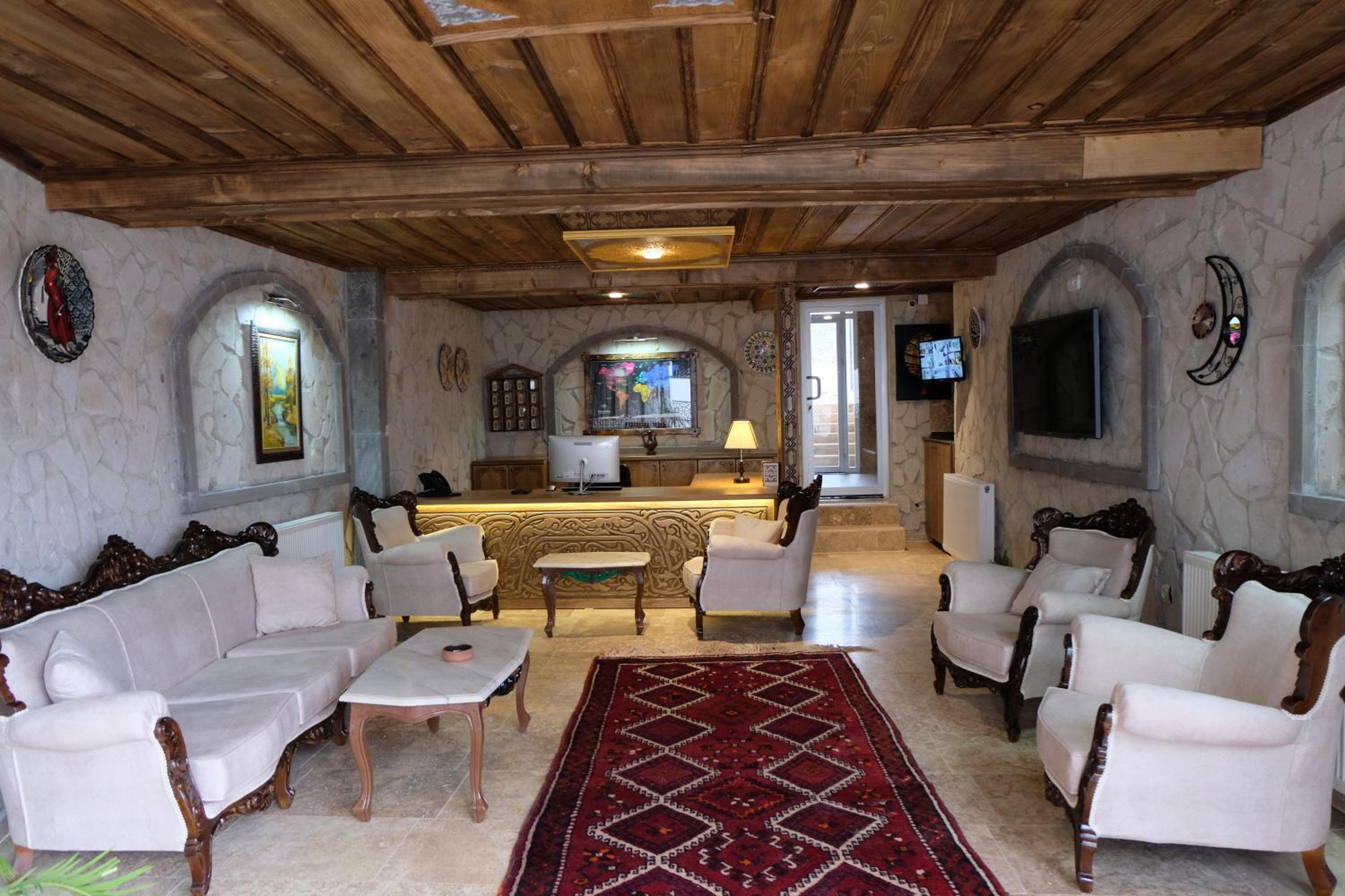 Grand Elite Cave Suites - Image 92