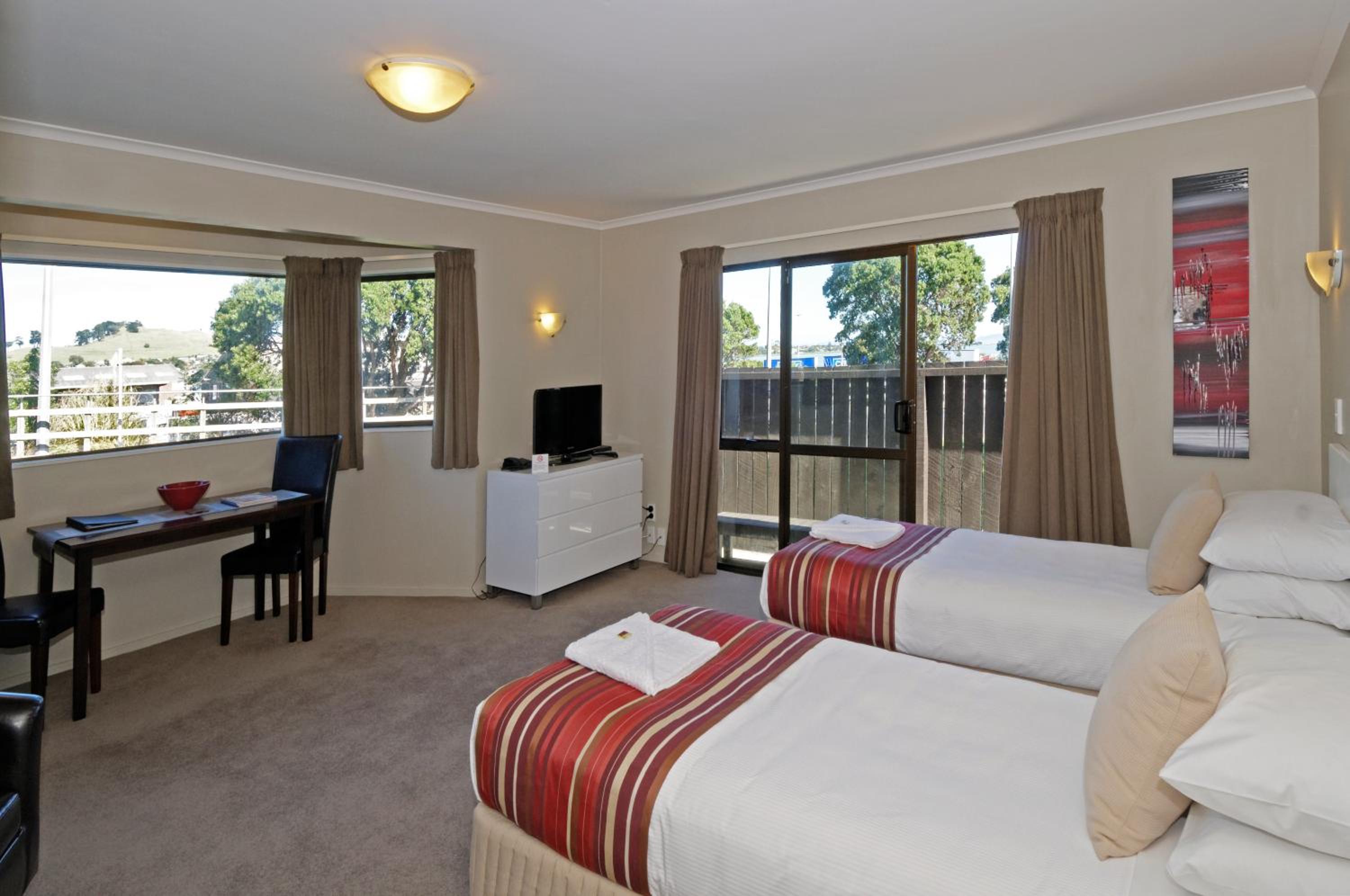 Airport Harbour Motel