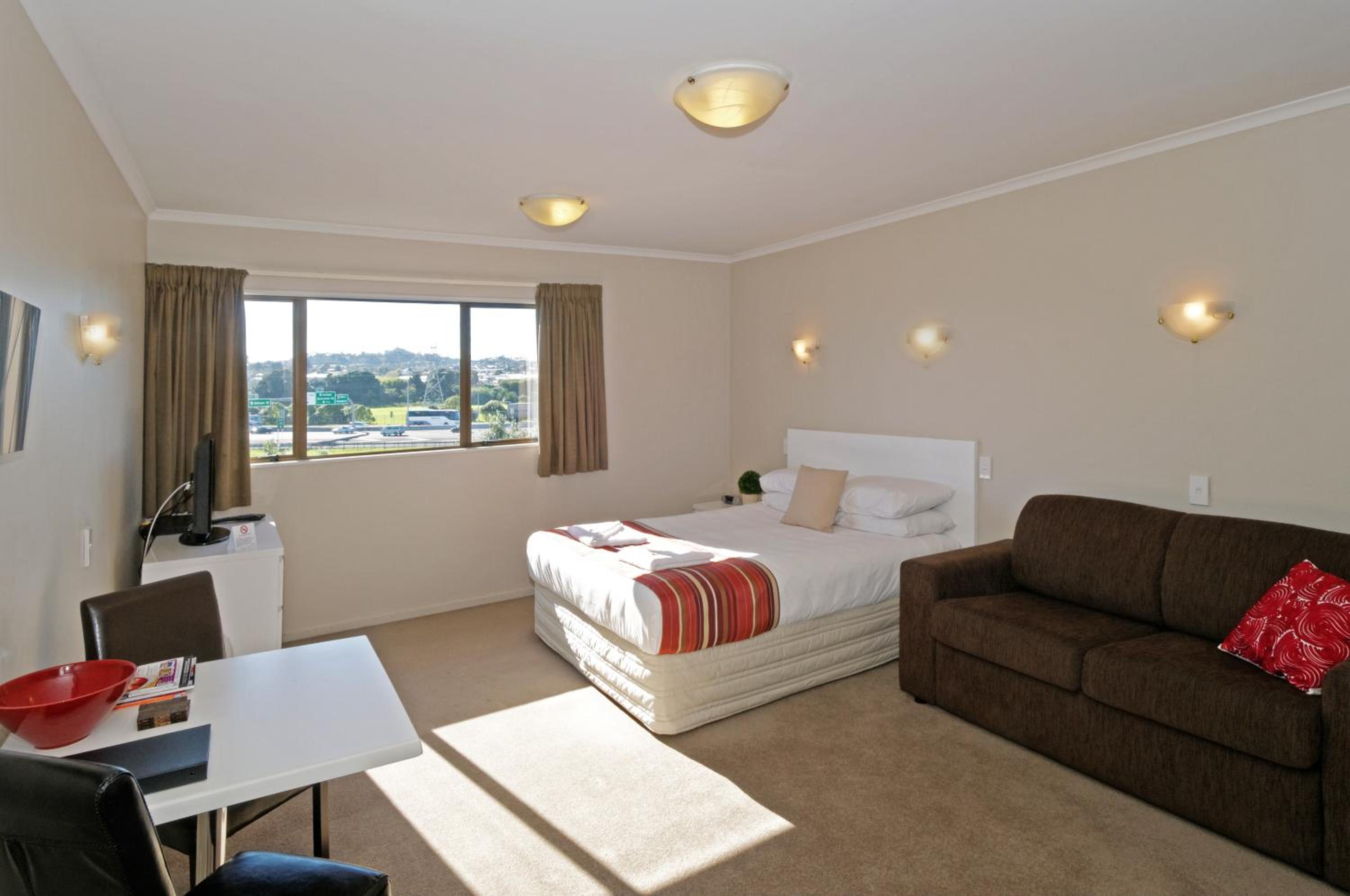 Airport Harbour Motel