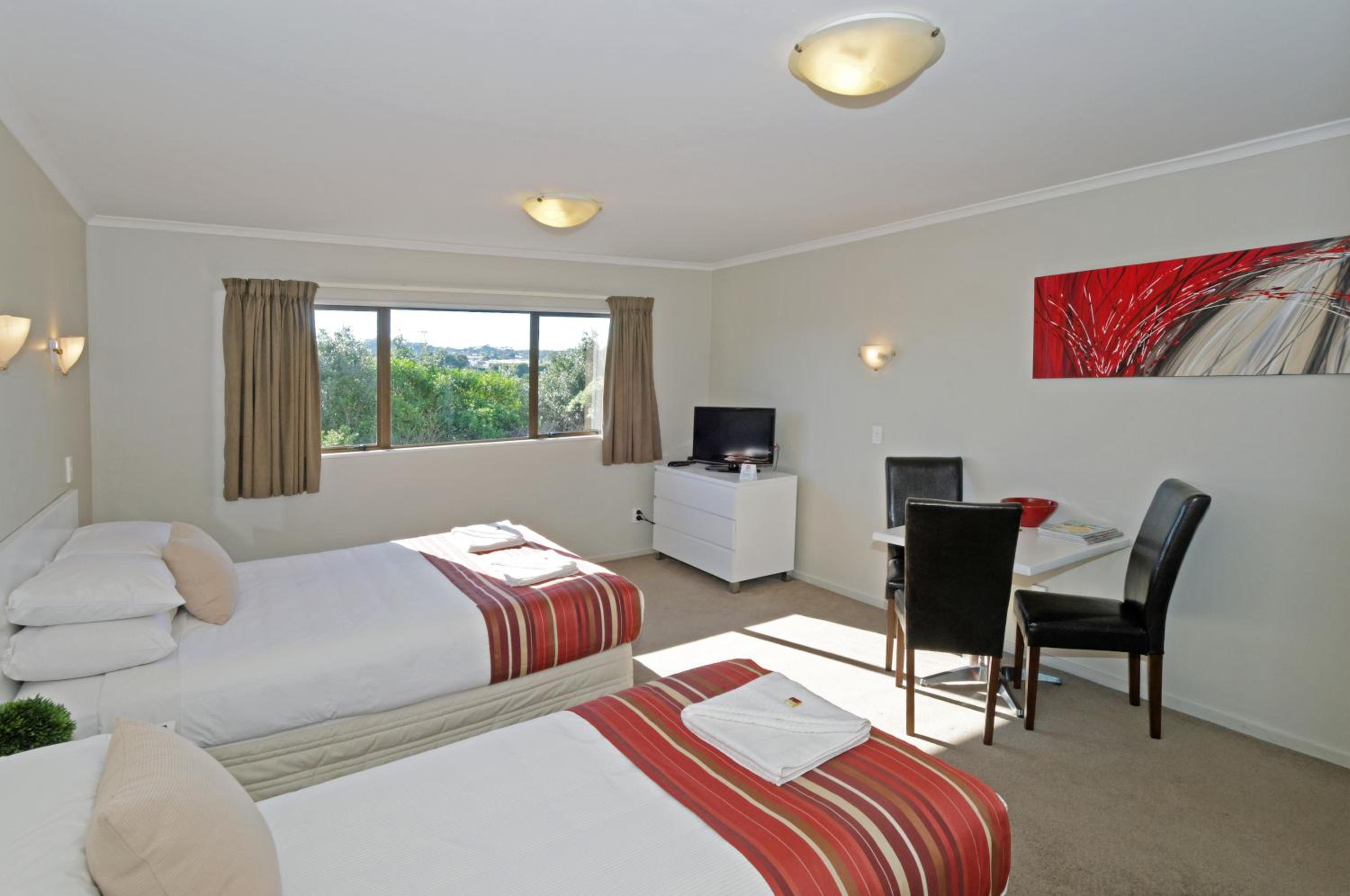 Airport Harbour Motel