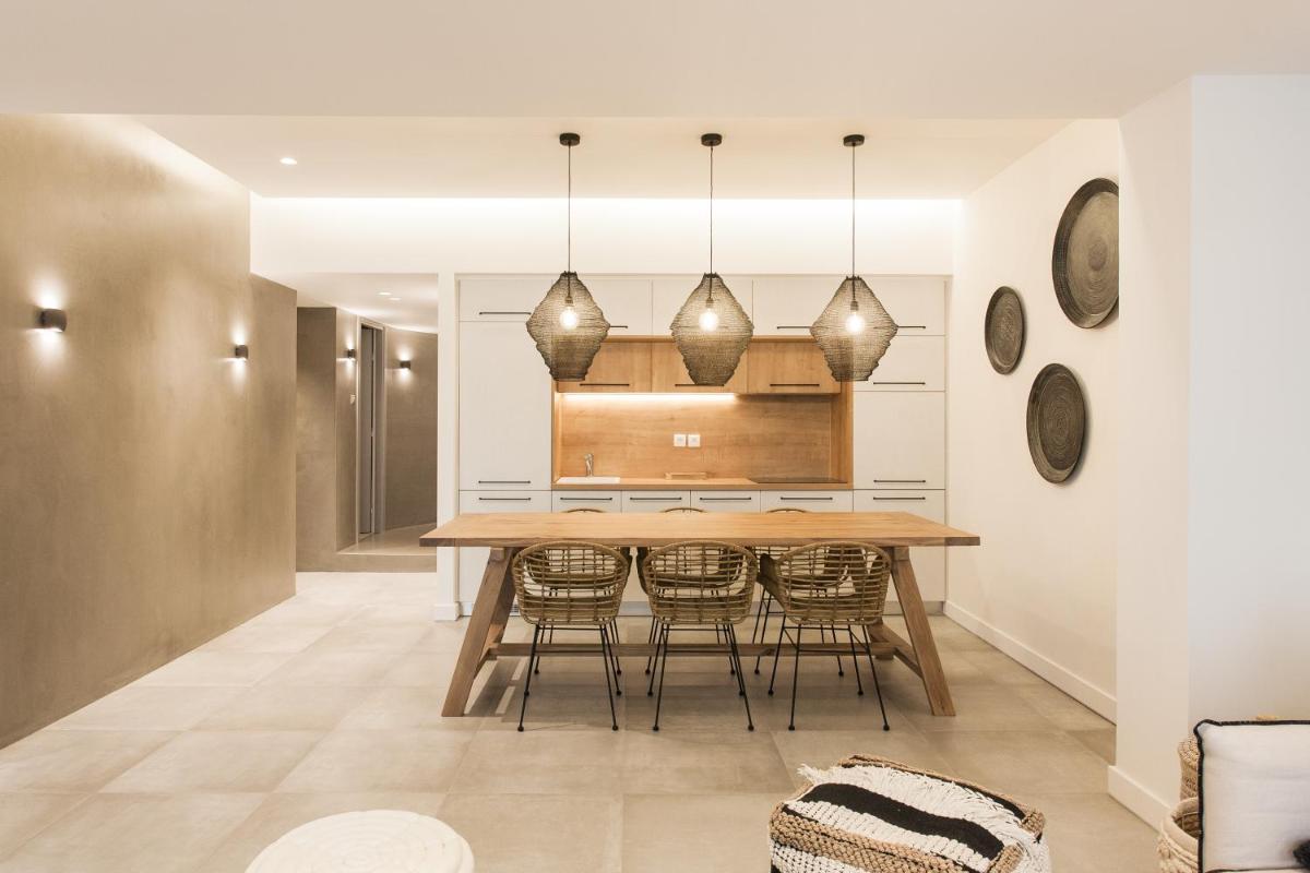 *** Apt 110m2 3bed 2bath, walk to Acropolis *** photo 3