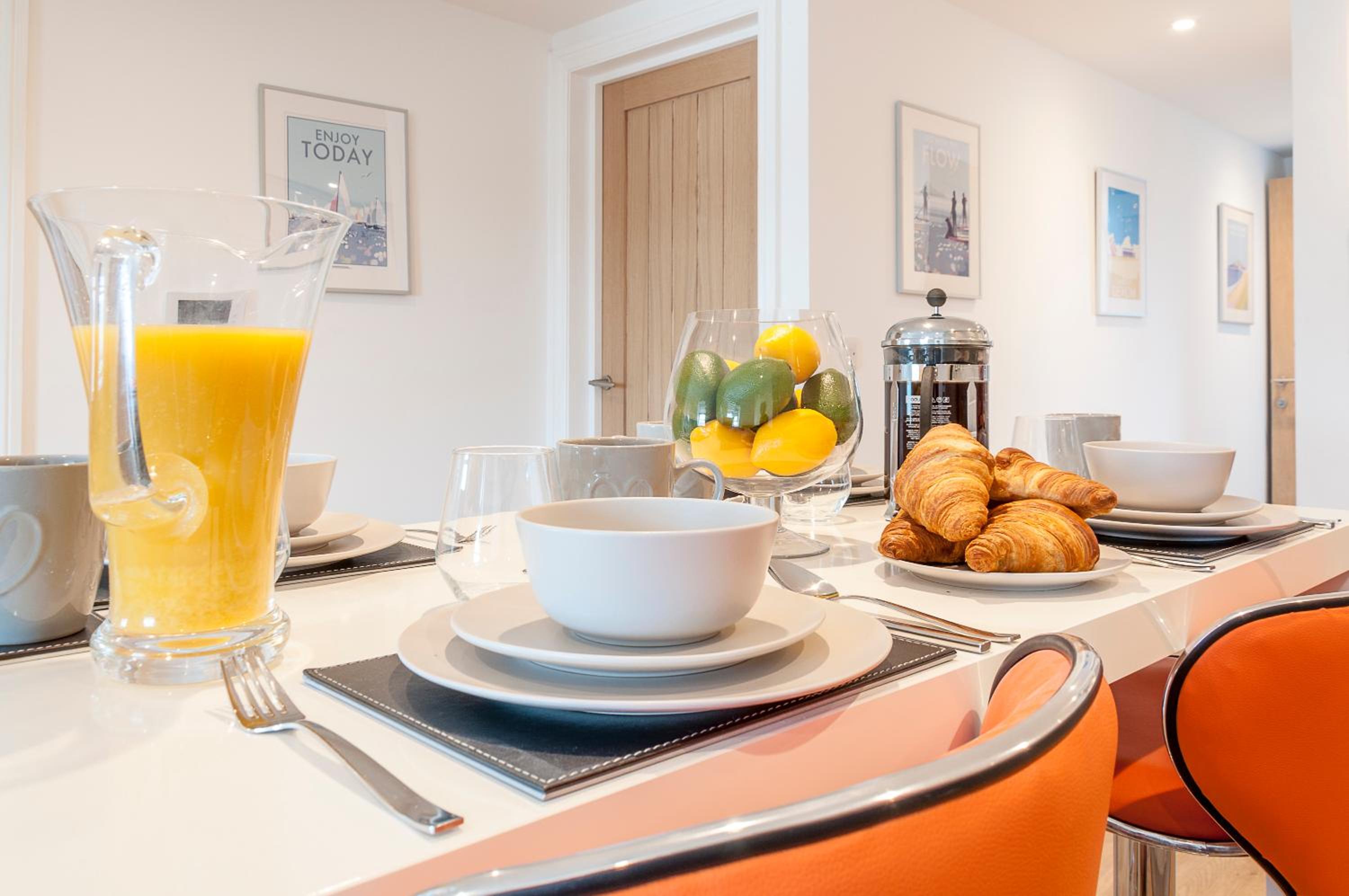Pure B - Exceptional views of Tamar & Royal William Yard with Free Parking & Wifi view 2