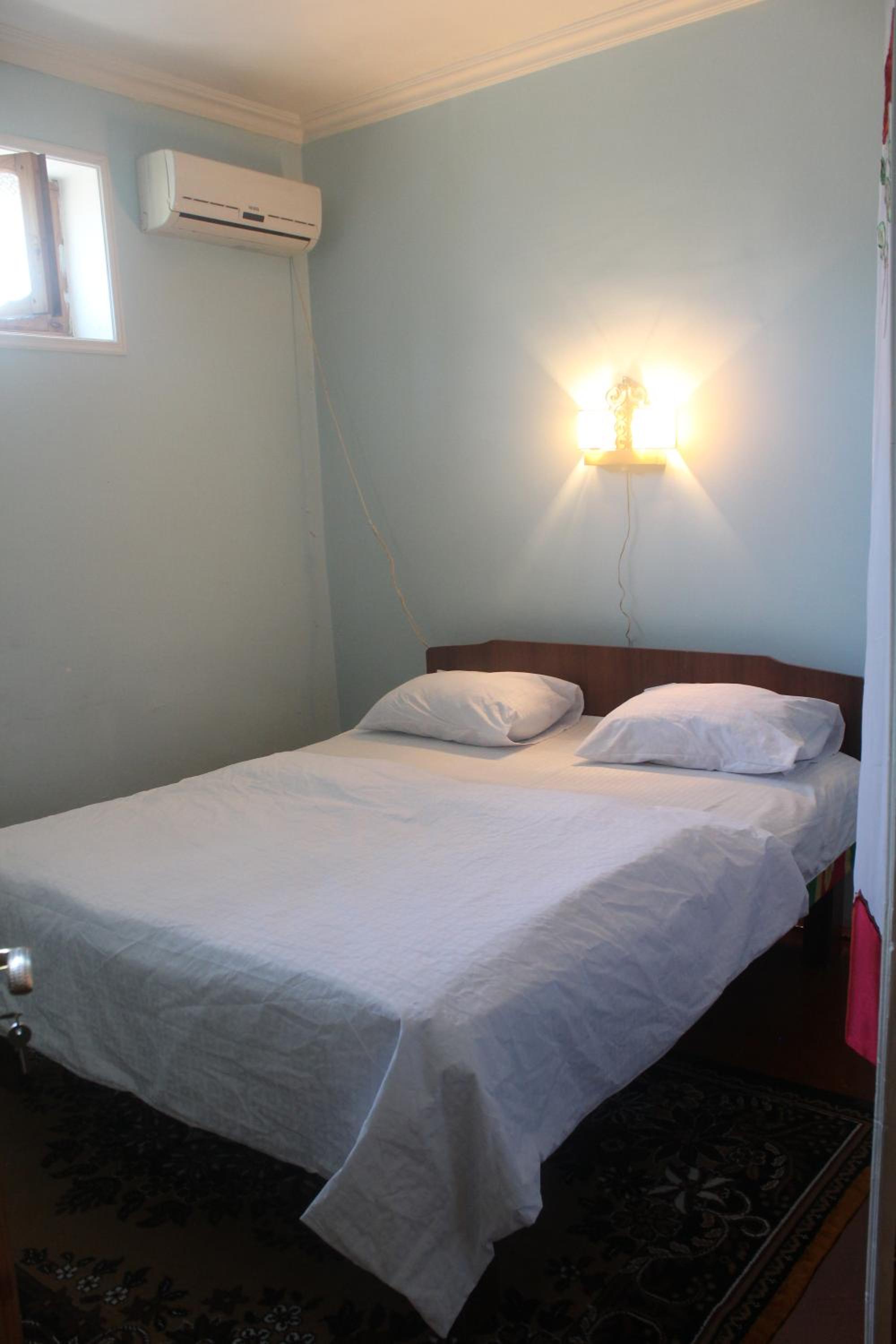 Canal Hostel