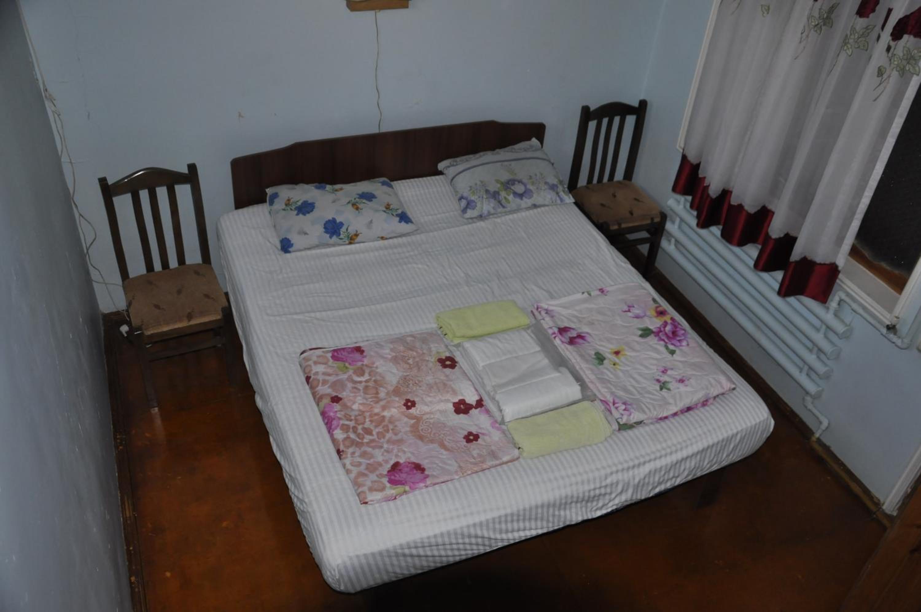Canal Hostel