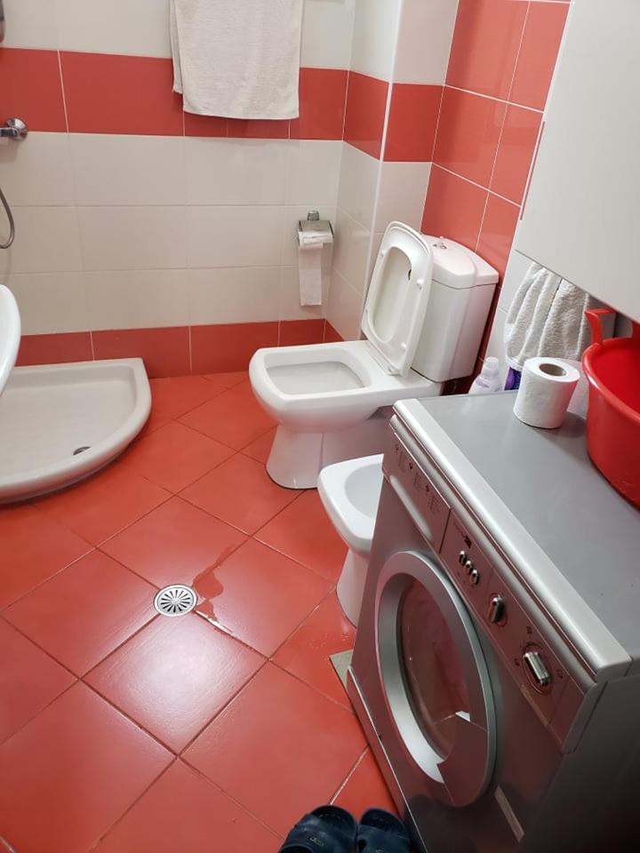 Eklea Apartaments